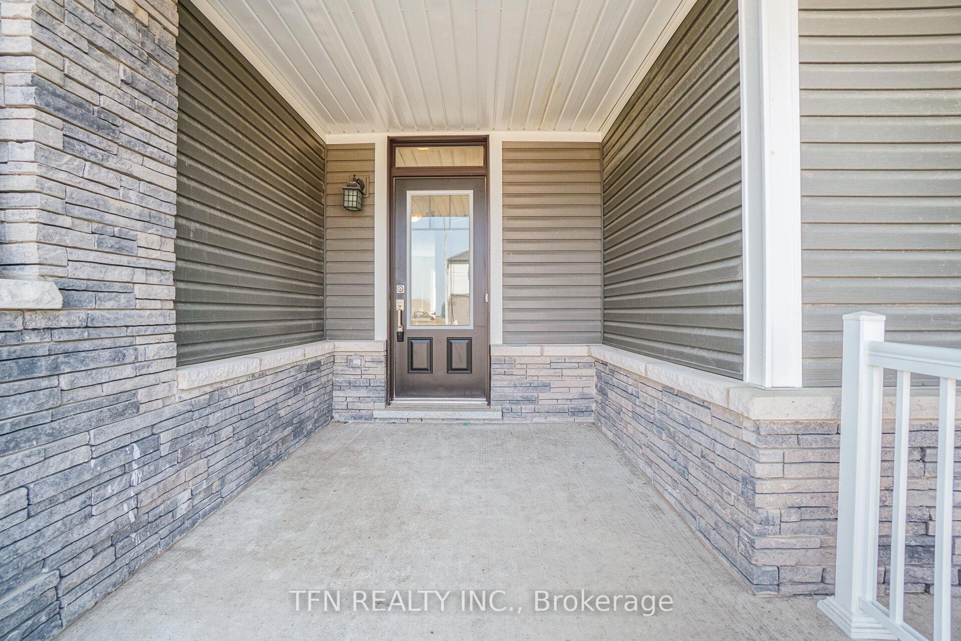 Photo 2 of 266 Explorer Way, Thorold, Rolling Meadows — HOMEH