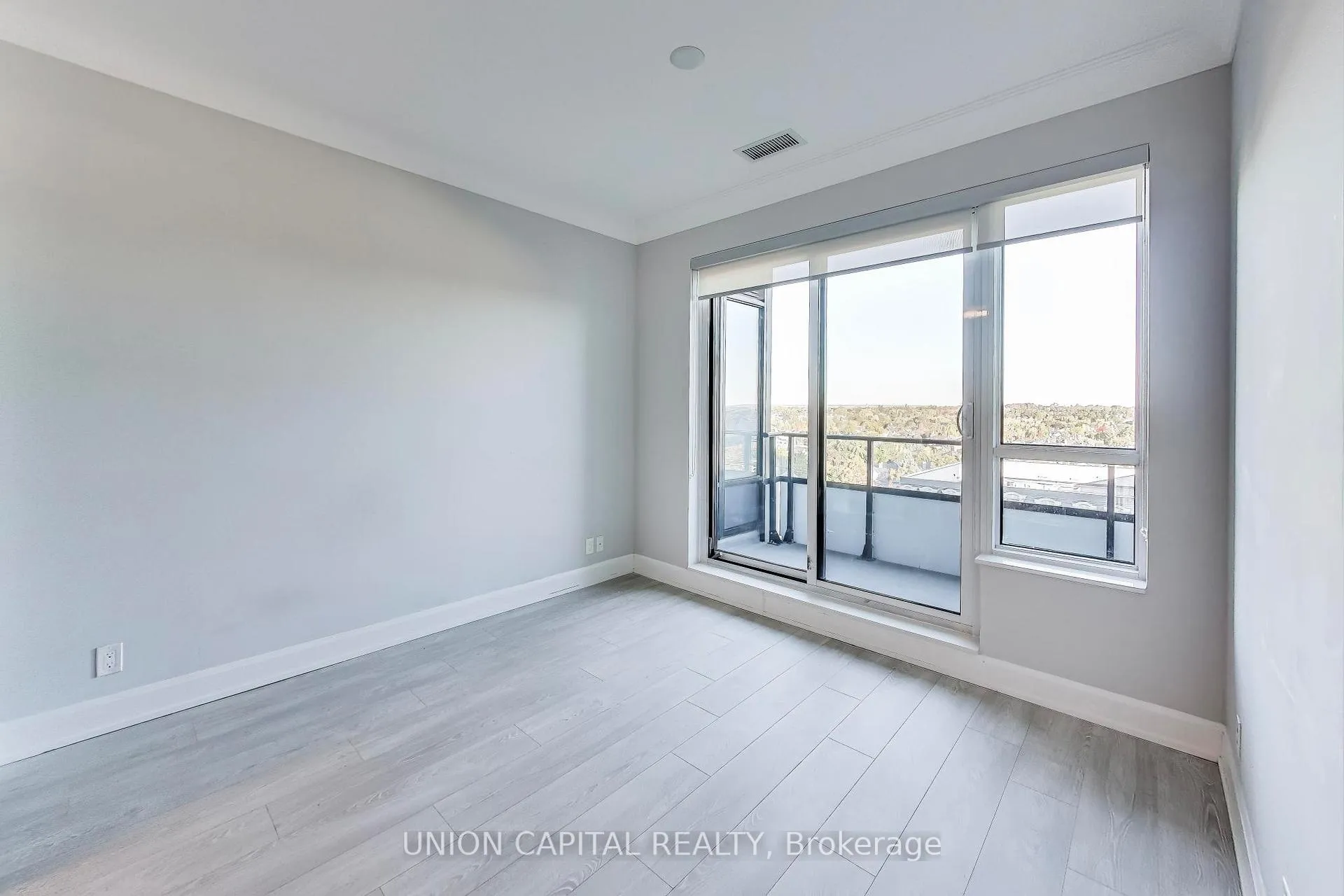 Photo 3 of Unit 1012, 38 Water Walk Drive, Markham, Unionville — HOMEH