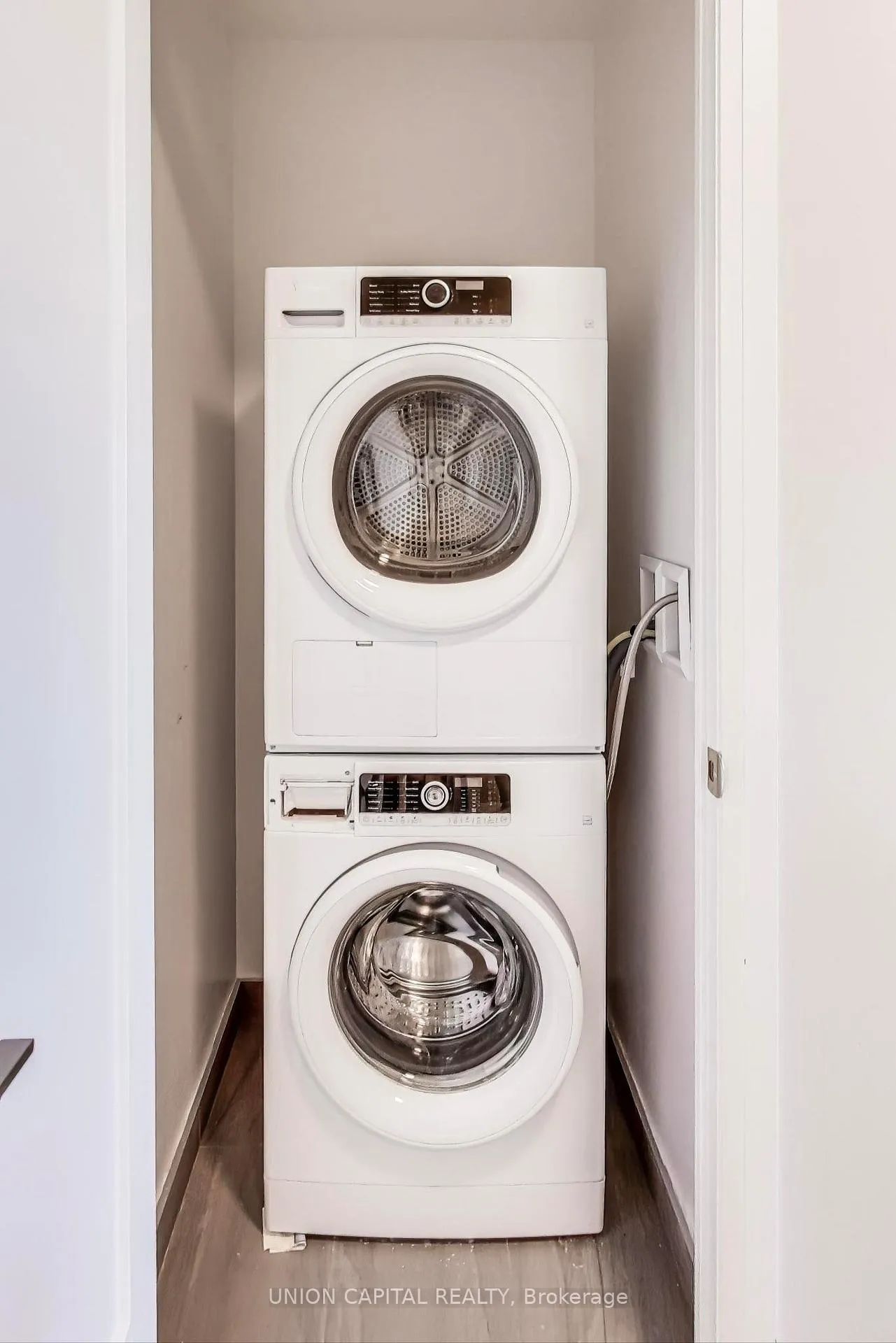 Photo 16 of Unit 1012, 38 Water Walk Drive, Markham, Unionville — HOMEH