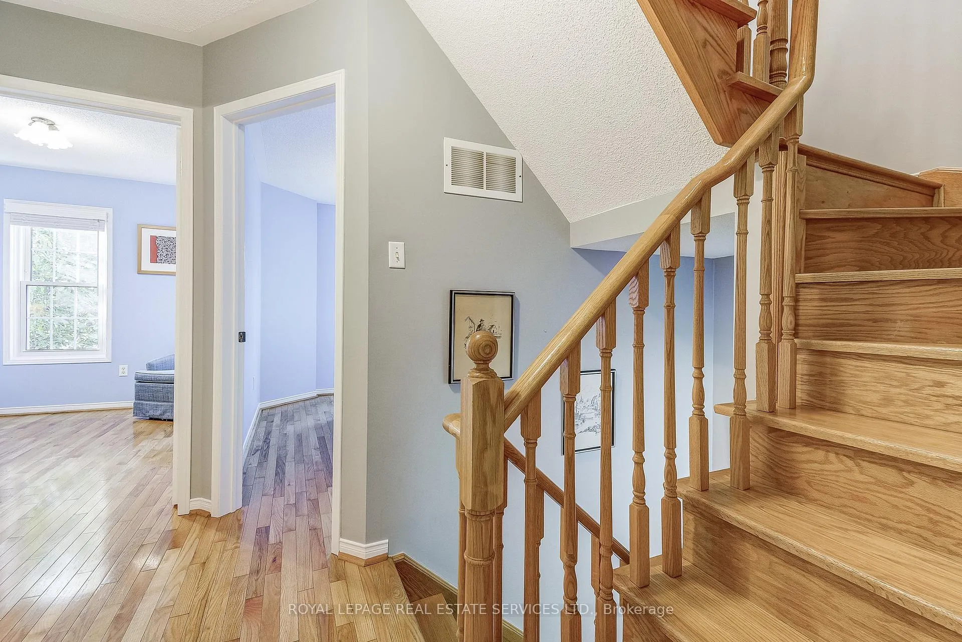 Photo 23 of 200 Glenashton Drive, Oakville, River Oaks — HOMEH