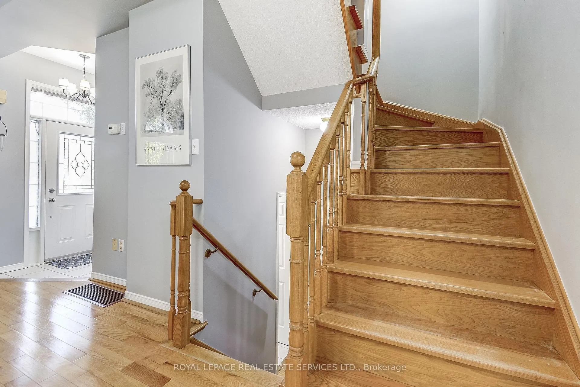 Photo 24 of 200 Glenashton Drive, Oakville, River Oaks — HOMEH