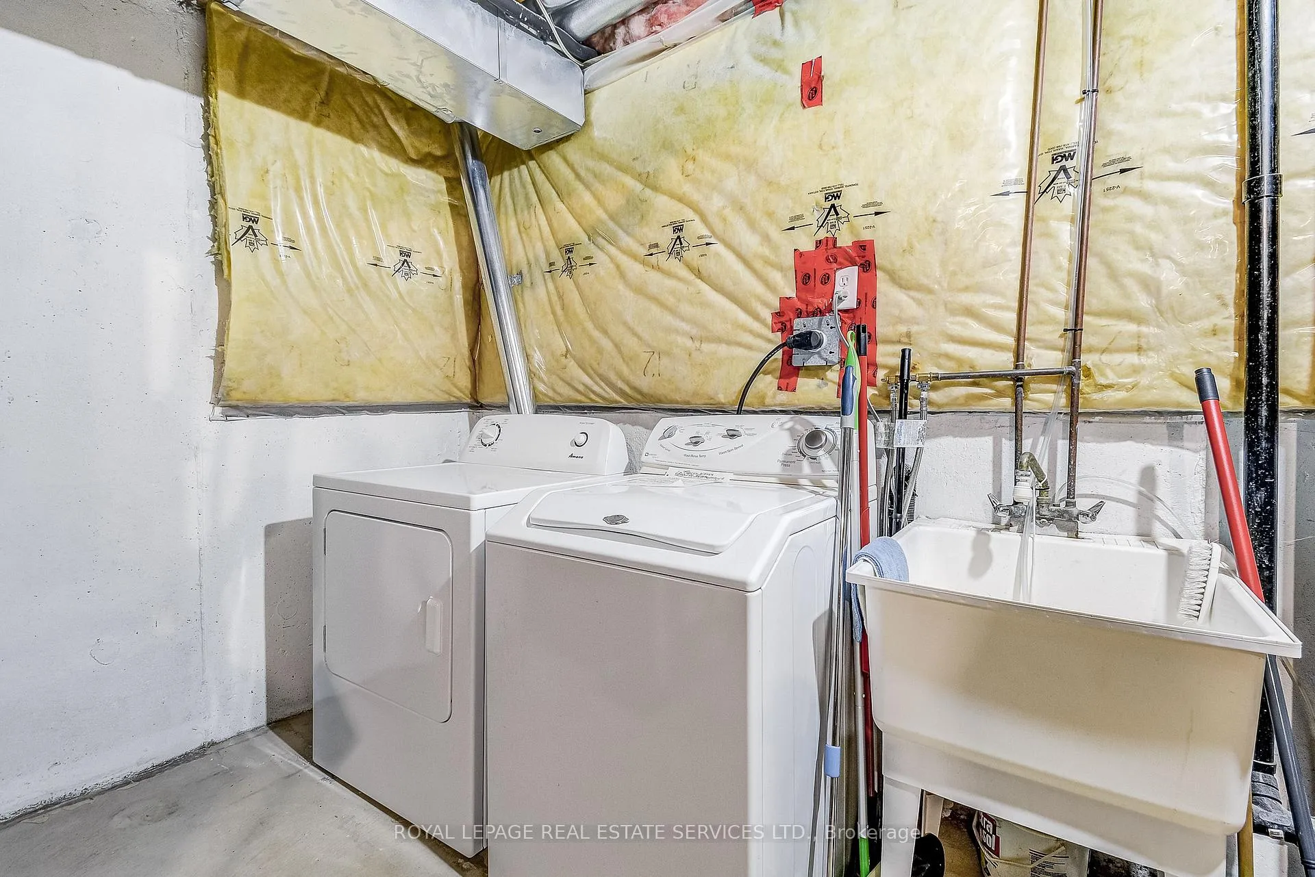 Photo 40 of 200 Glenashton Drive, Oakville, River Oaks — HOMEH