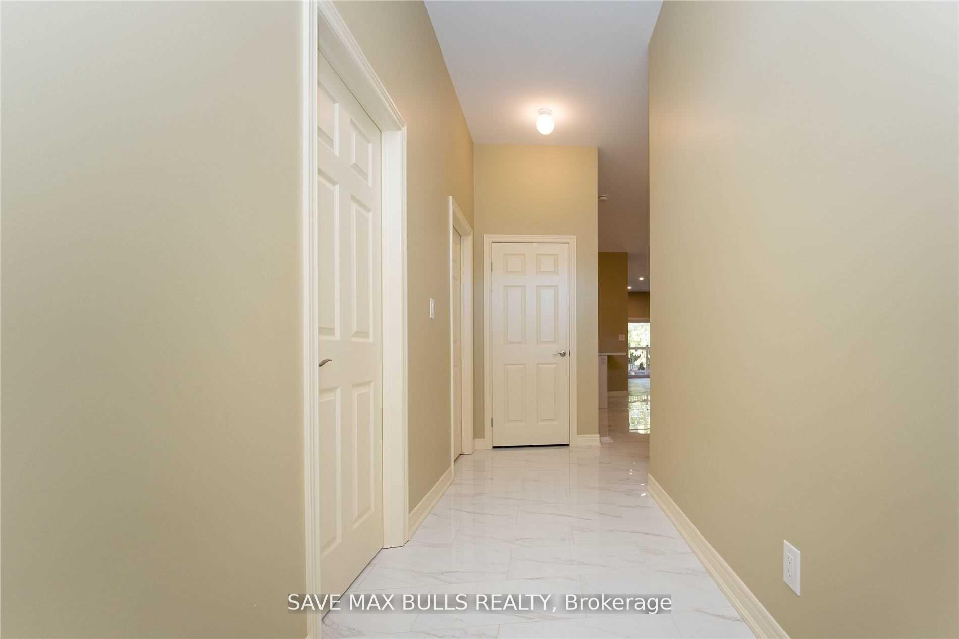 Photo 6 of 50 Ivy Crescent, Thorold, Confederation Heights — HOMEH