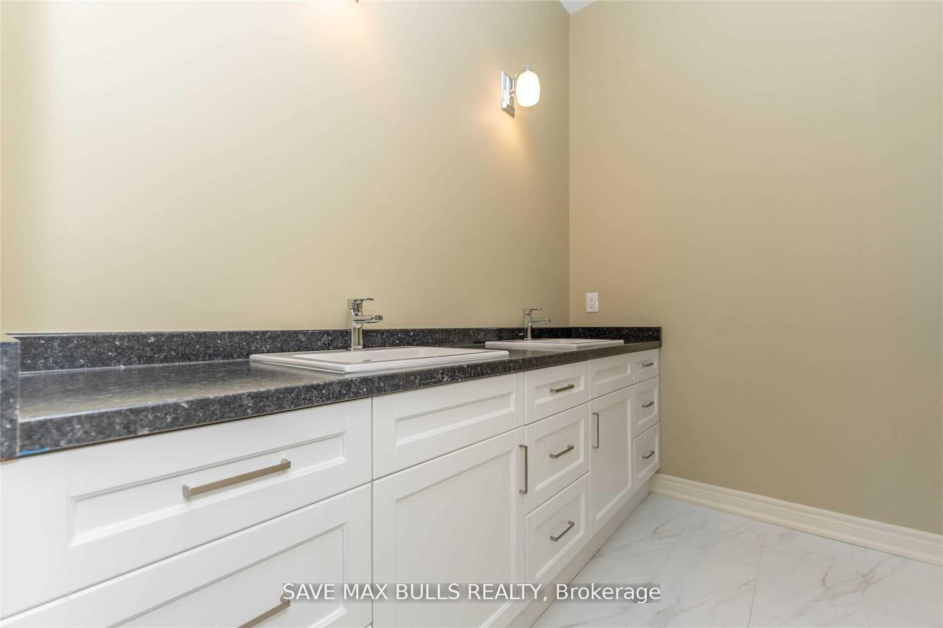 Photo 19 of 50 Ivy Crescent, Thorold, Confederation Heights — HOMEH