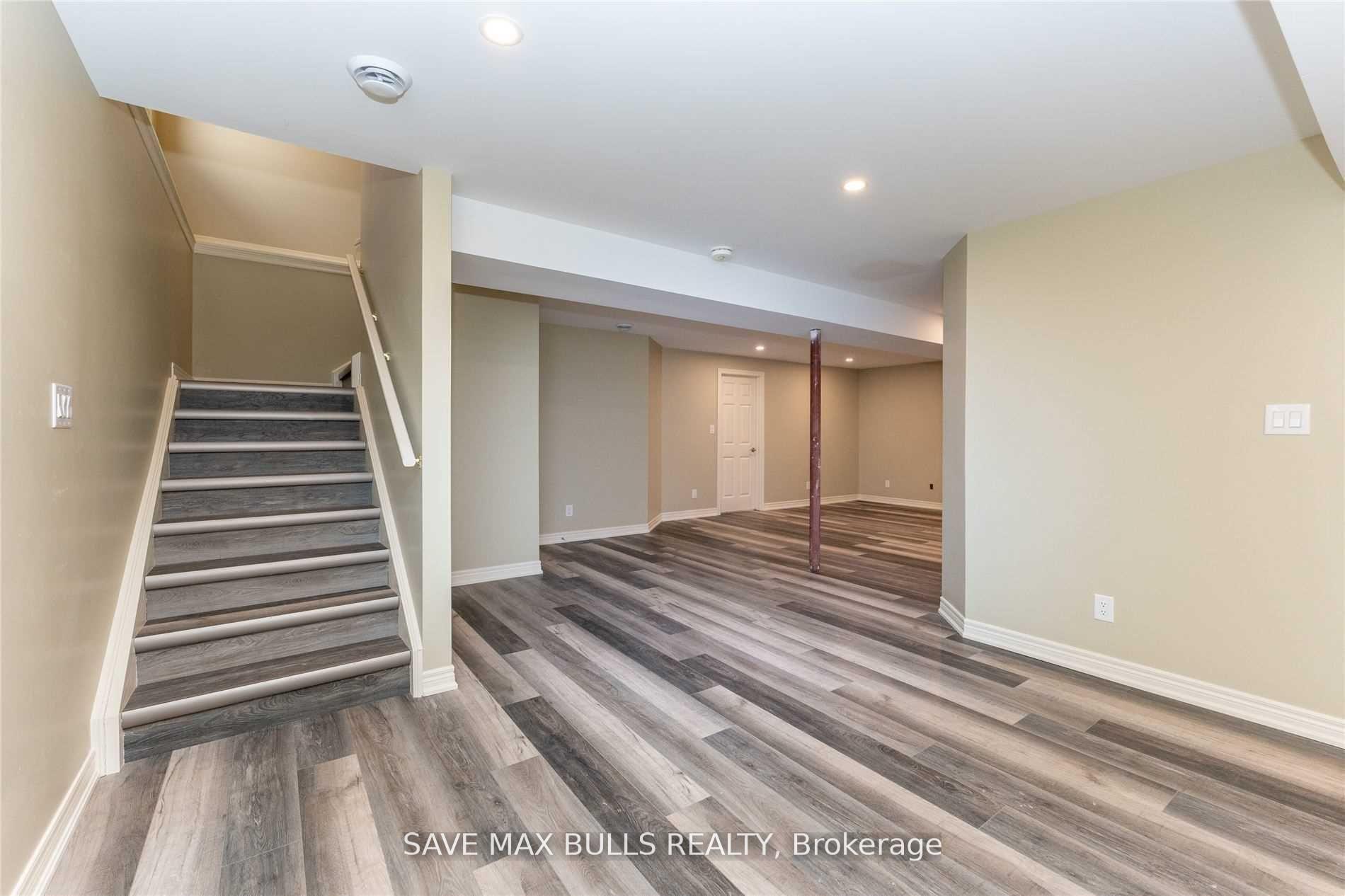 Photo 24 of 50 Ivy Crescent, Thorold, Confederation Heights — HOMEH