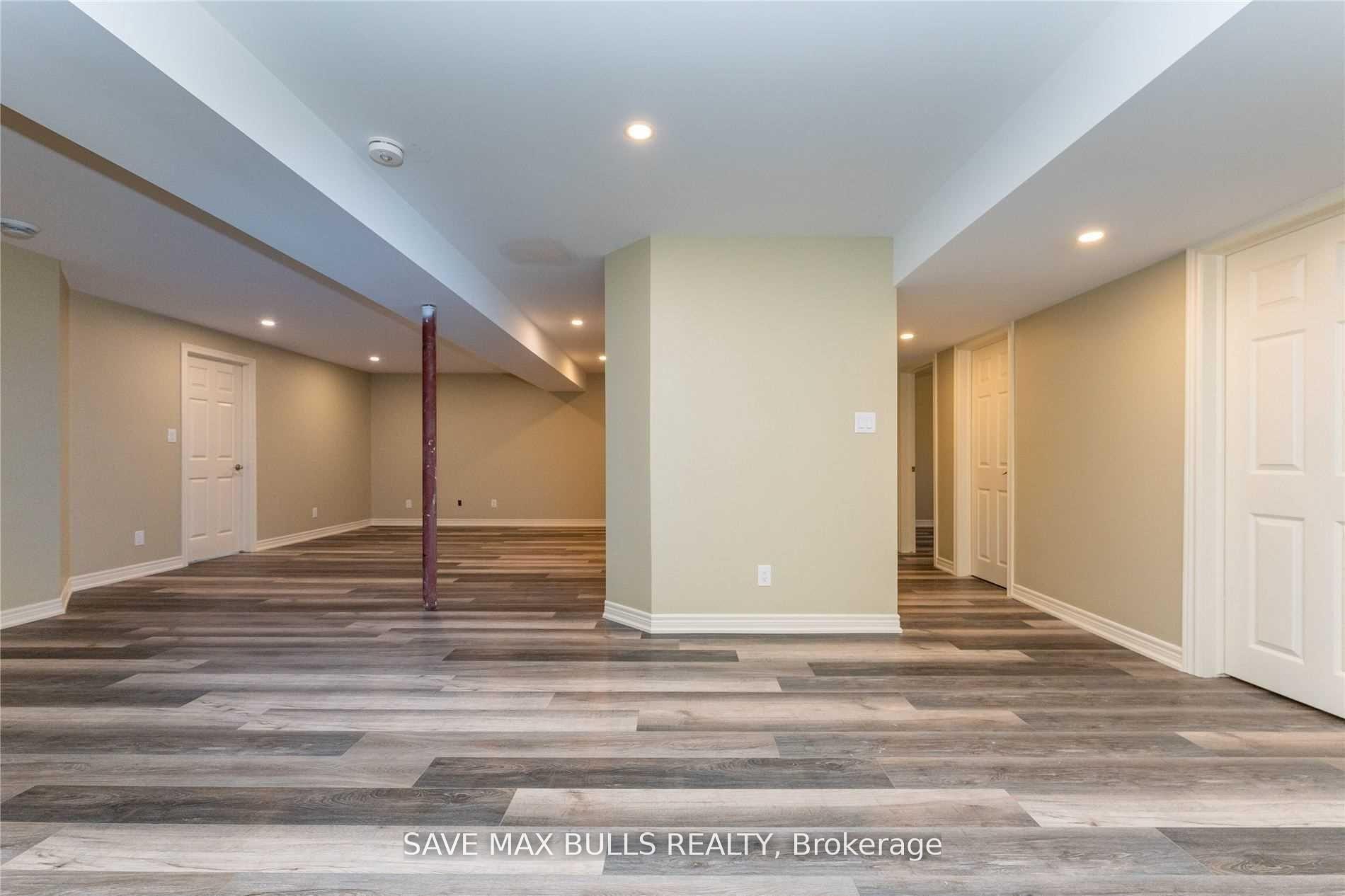 Photo 27 of 50 Ivy Crescent, Thorold, Confederation Heights — HOMEH