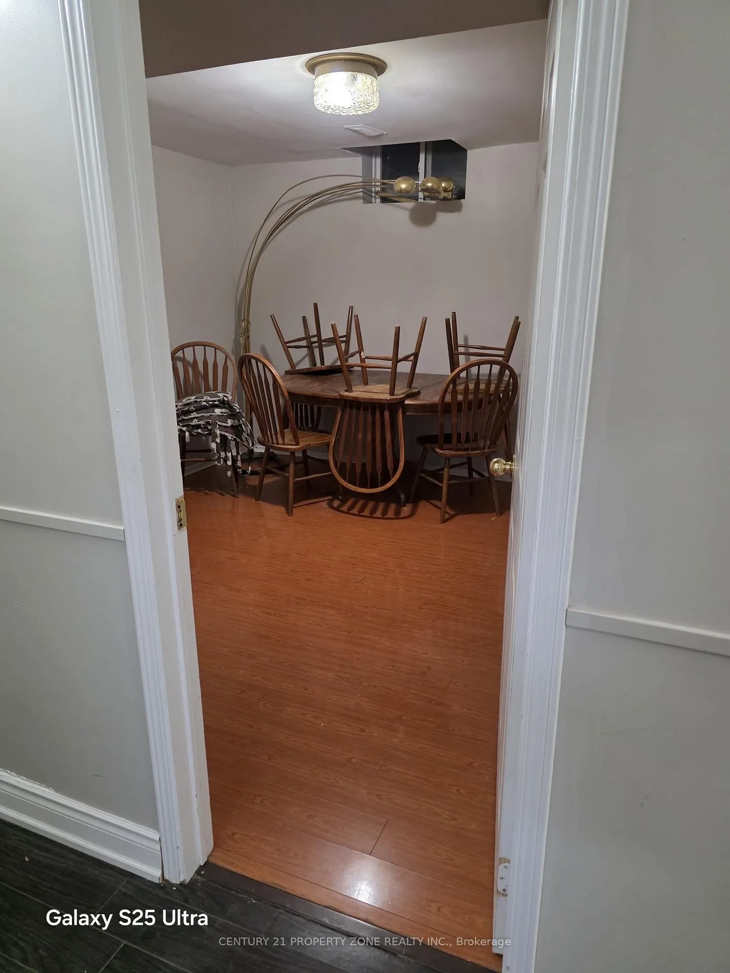 Photo 8 of 432 Rutherford Road N, Brampton, Madoc — HOMEH