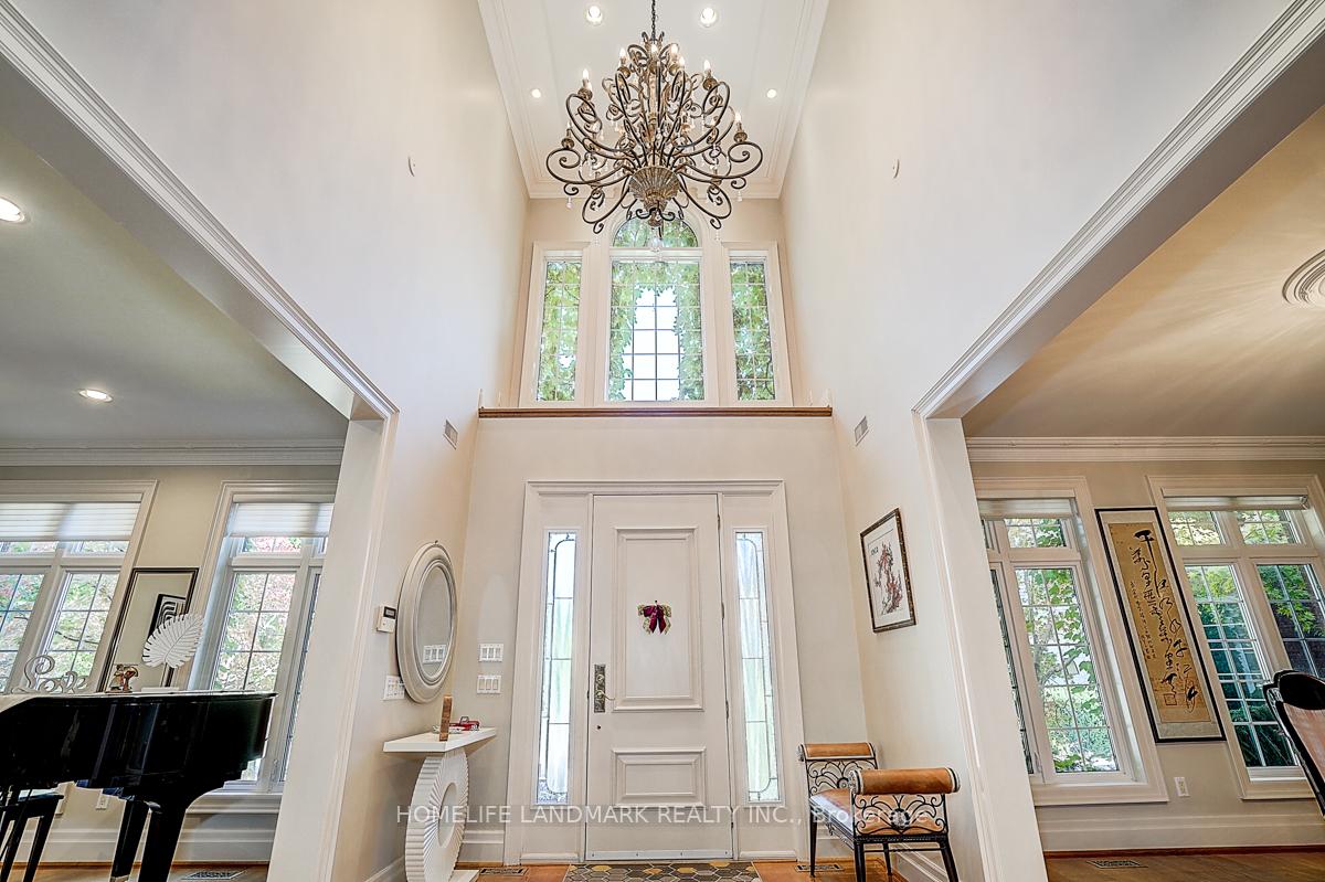 Photo 6 of 86 Muzich Place, Vaughan, East Woodbridge — HOMEH