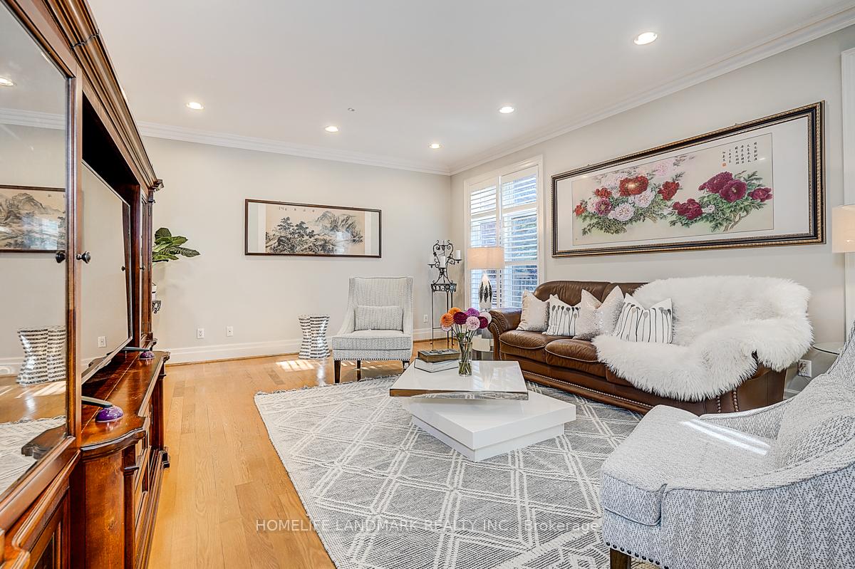 Photo 12 of 86 Muzich Place, Vaughan, East Woodbridge — HOMEH