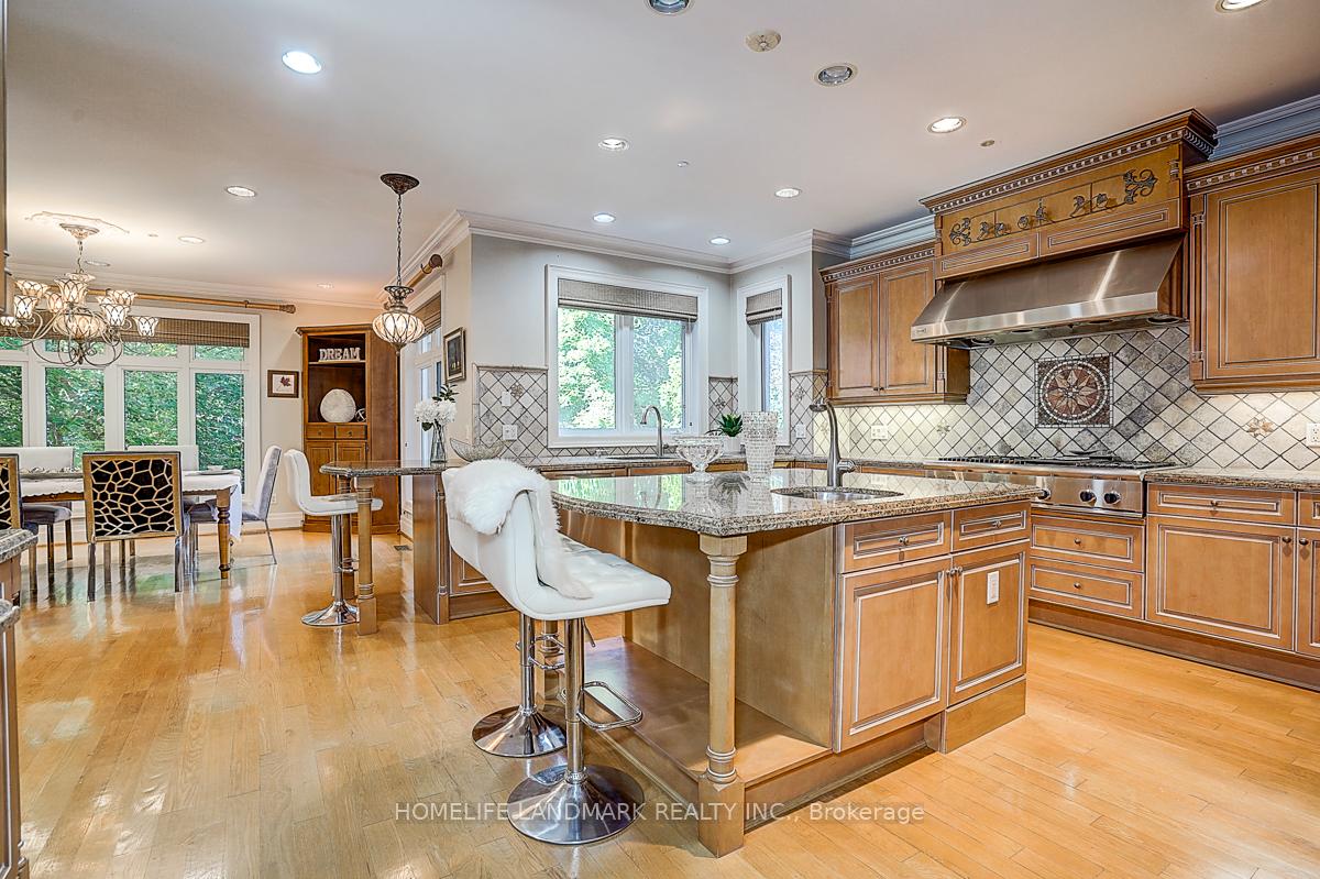 Photo 32 of 86 Muzich Place, Vaughan, East Woodbridge — HOMEH