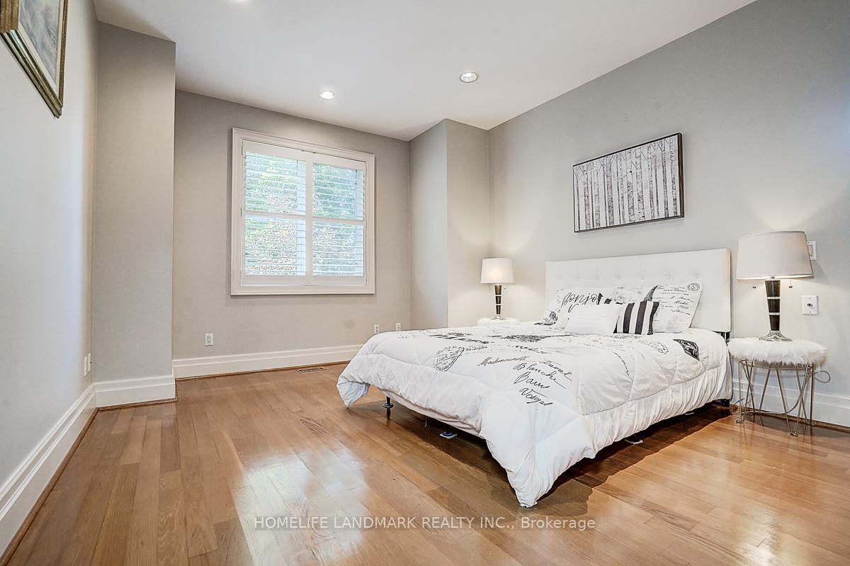 Photo 20 of 86 Muzich Place, Vaughan, East Woodbridge — HOMEH