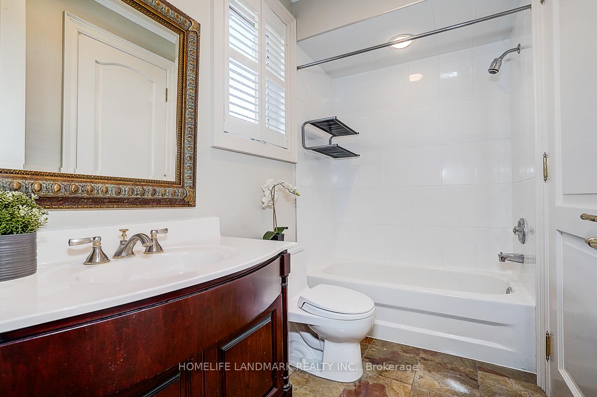 Photo 22 of 86 Muzich Place, Vaughan, East Woodbridge — HOMEH