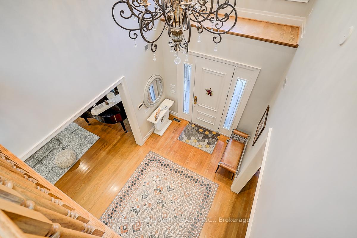 Photo 24 of 86 Muzich Place, Vaughan, East Woodbridge — HOMEH