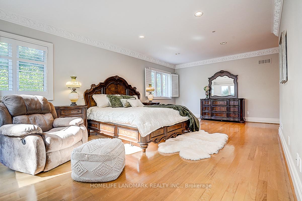 Photo 39 of 86 Muzich Place, Vaughan, East Woodbridge — HOMEH