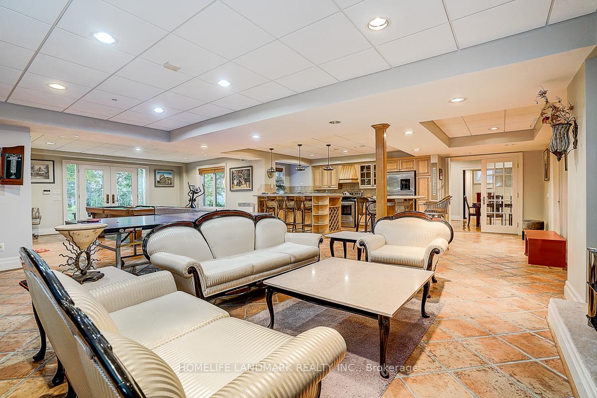 Photo 43 of 86 Muzich Place, Vaughan, East Woodbridge — HOMEH