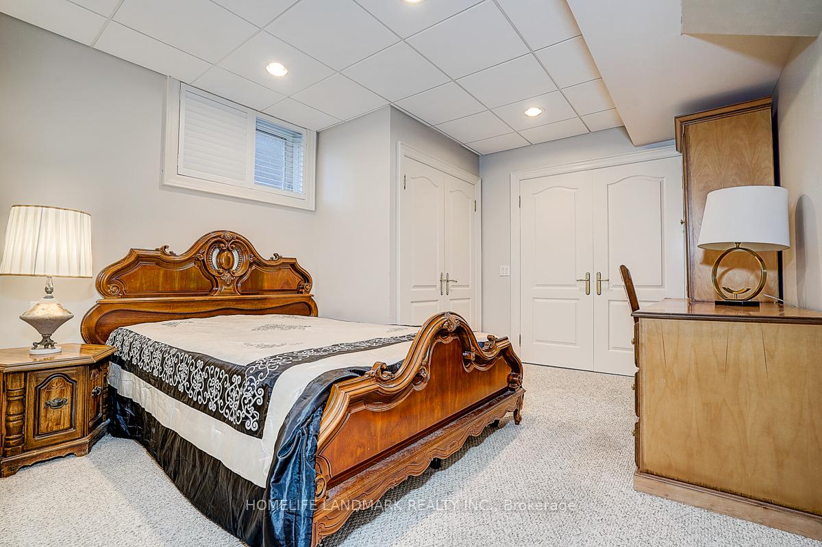 Photo 42 of 86 Muzich Place, Vaughan, East Woodbridge — HOMEH