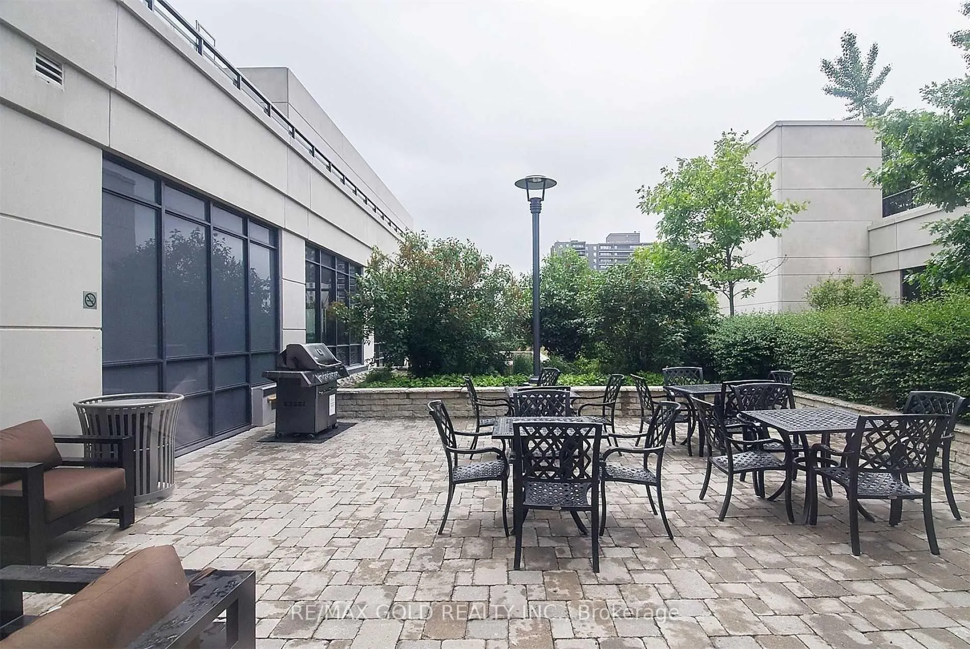 Photo 12 of Unit 330, 2 Eva Road, Etobicoke, Etobicoke West Mall — HOMEH