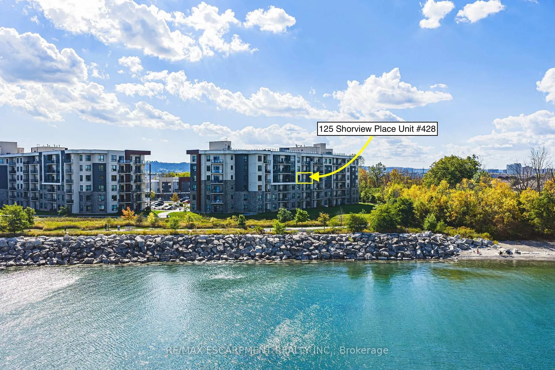 Photo 1 of Unit 428, 125 Shoreview Place, Hamilton, Lakeshore — HOMEH