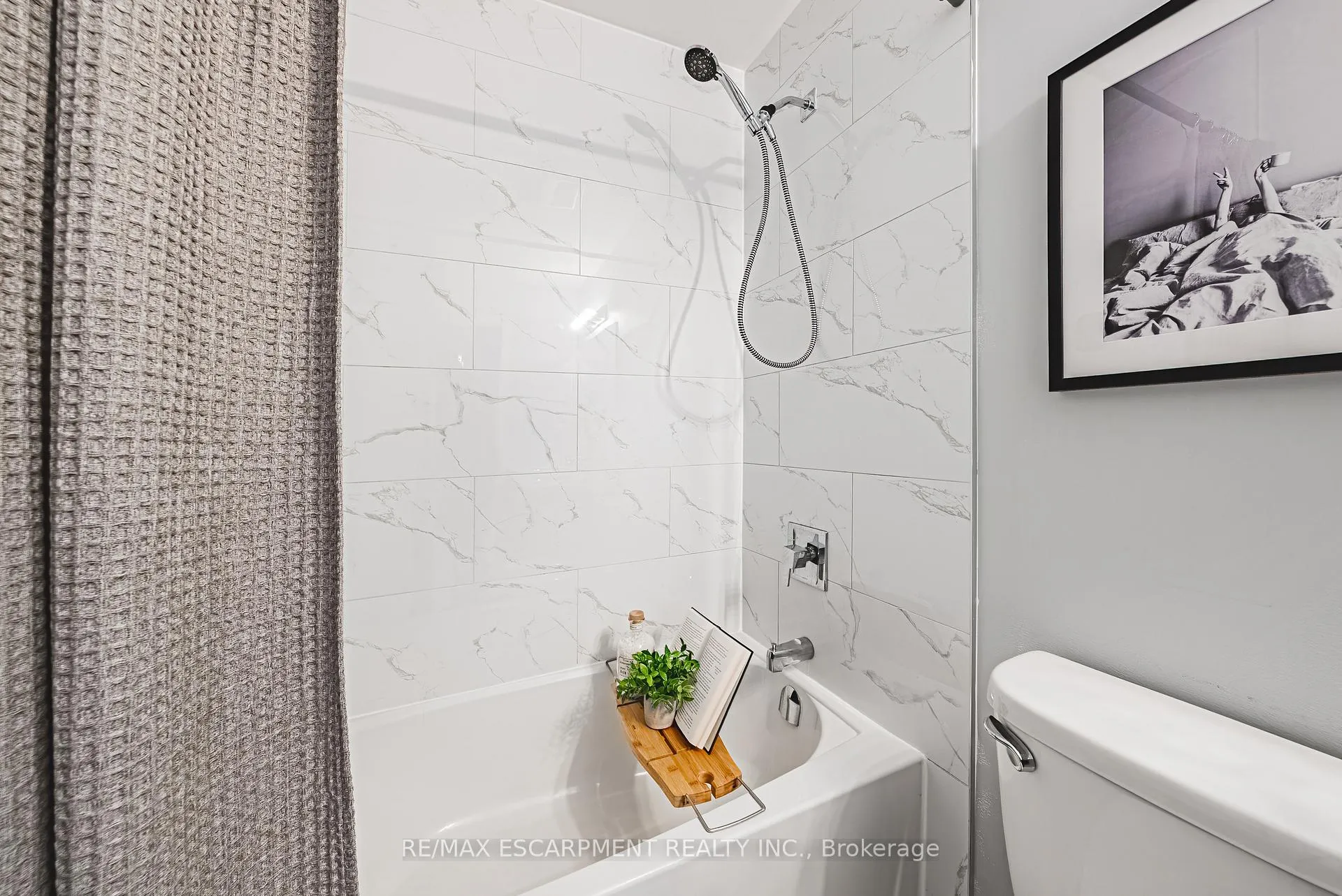 Photo 17 of Unit 428, 125 Shoreview Place, Hamilton, Lakeshore — HOMEH