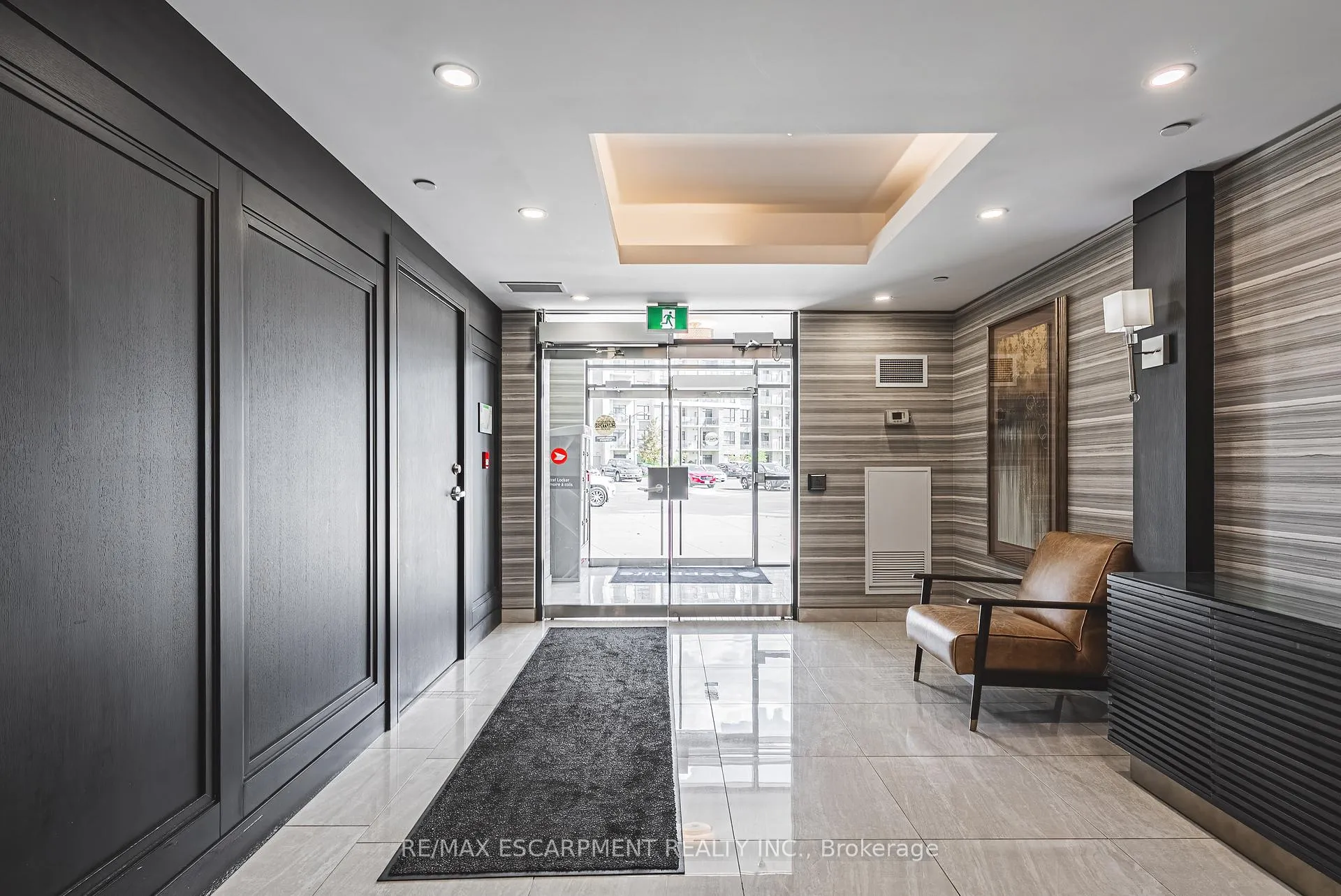 Photo 23 of Unit 428, 125 Shoreview Place, Hamilton, Lakeshore — HOMEH