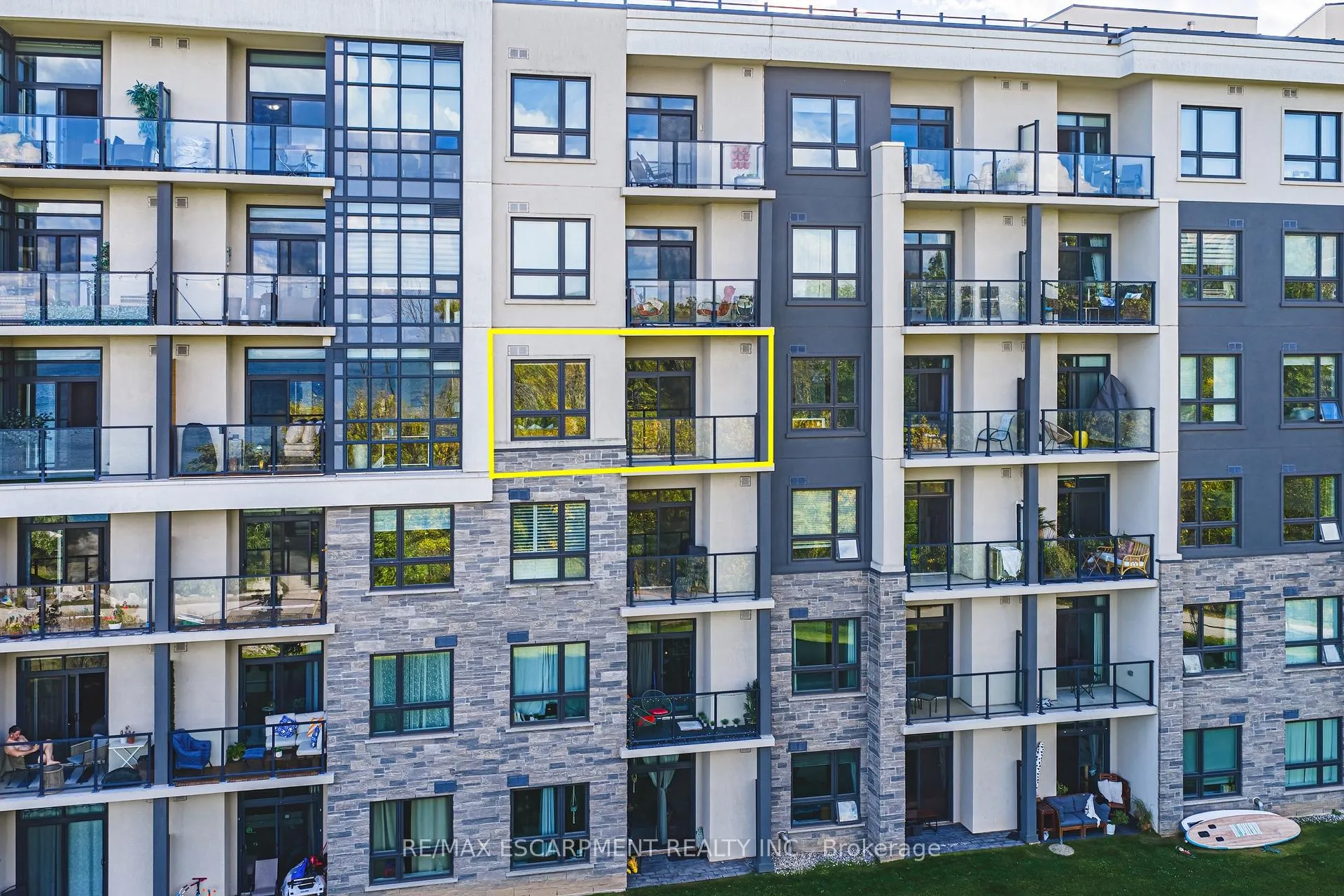 Photo 37 of Unit 428, 125 Shoreview Place, Hamilton, Lakeshore — HOMEH