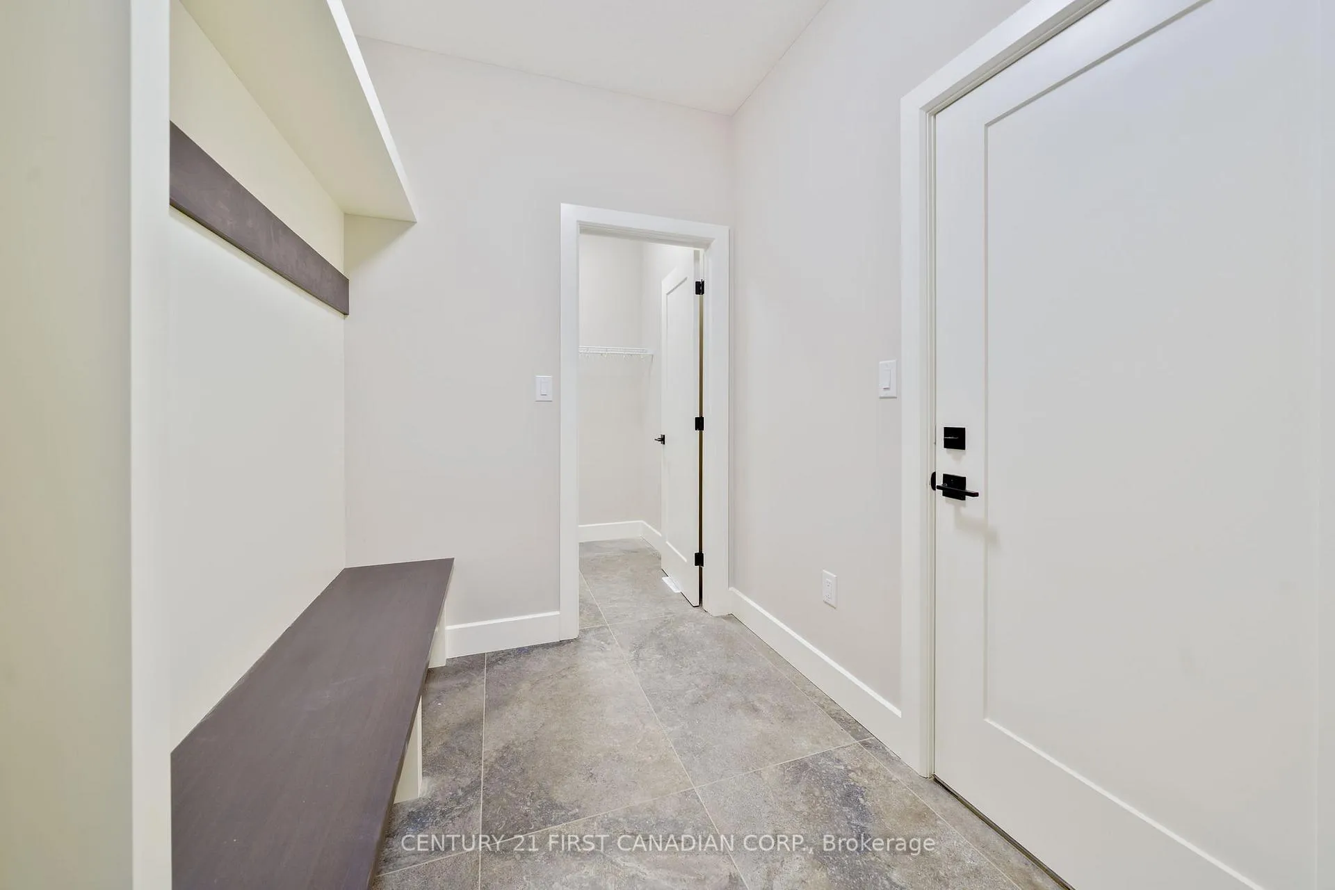 Photo 12 of 105 Sheldabren Street, North Middlesex, Ailsa Craig — HOMEH