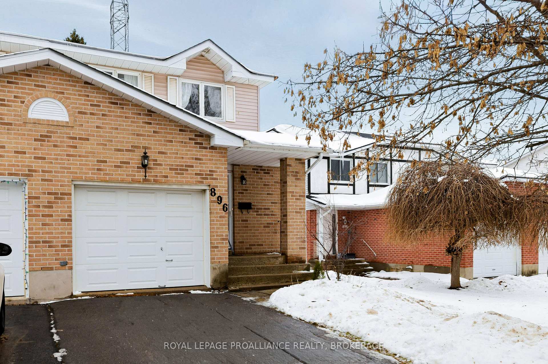 Photo 1 of 896 Muirfield Crescent, Kingston, East Gardiners Rd — HOMEH