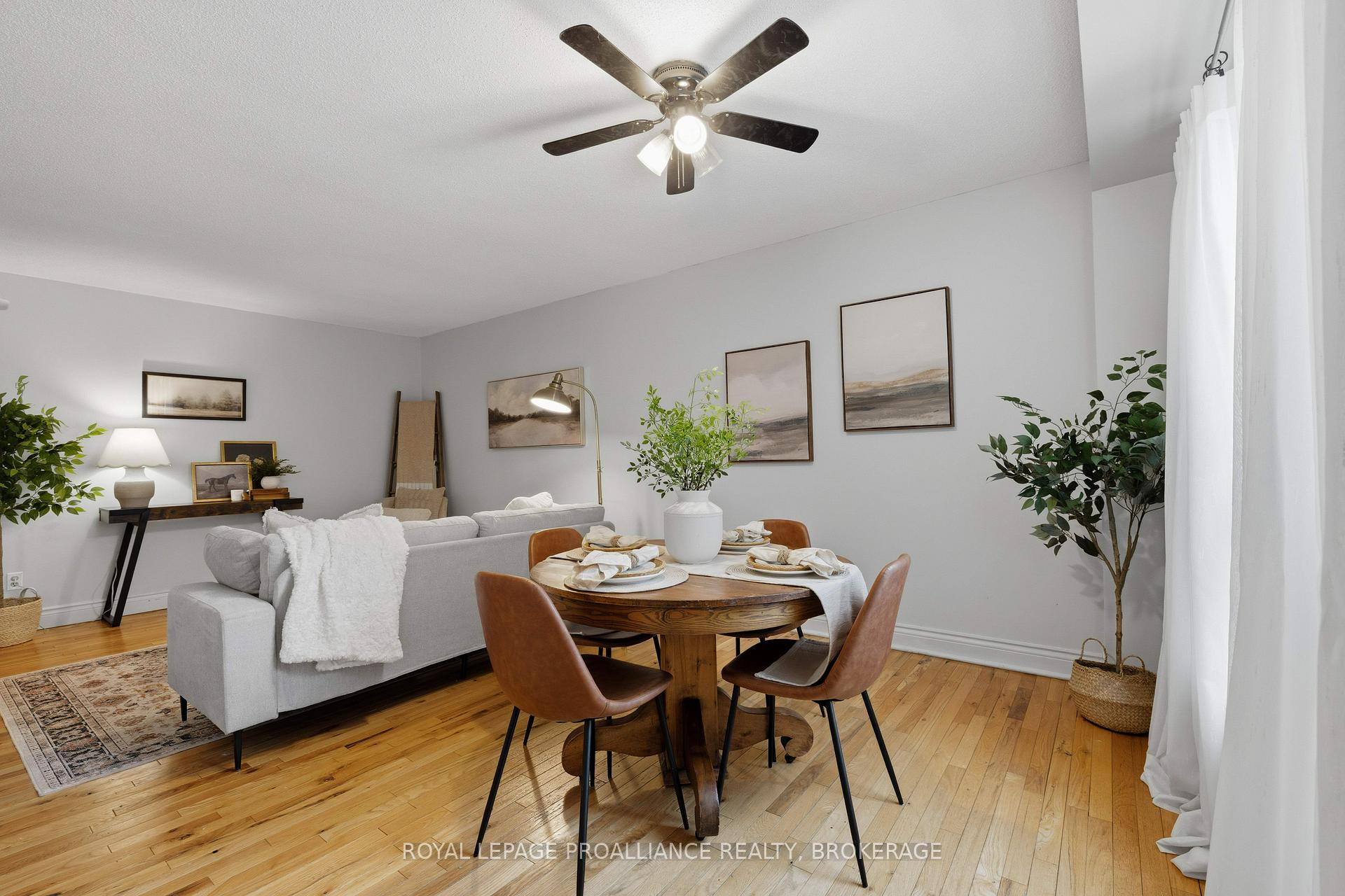 Photo 8 of 896 Muirfield Crescent, Kingston, East Gardiners Rd — HOMEH