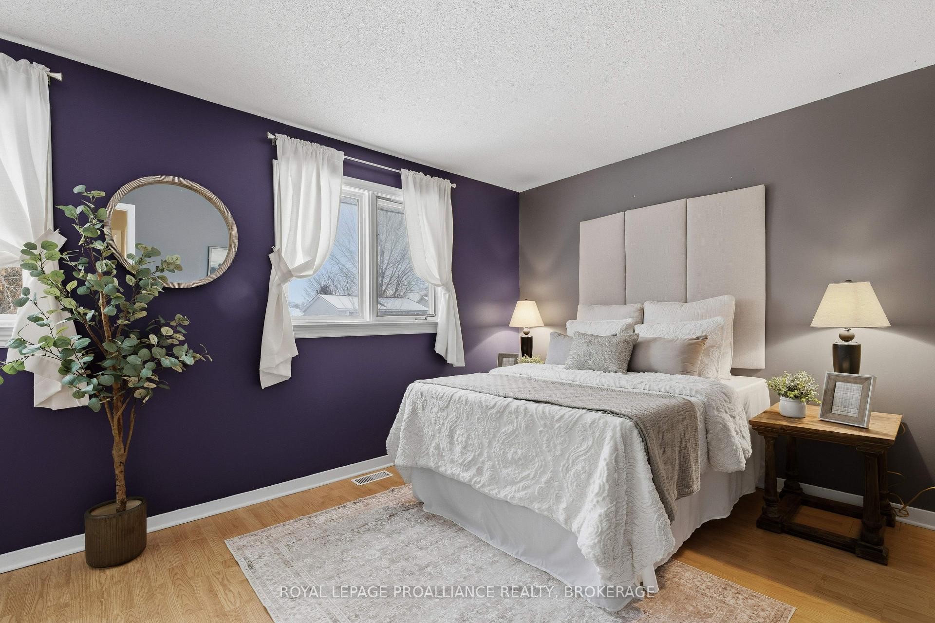Photo 17 of 896 Muirfield Crescent, Kingston, East Gardiners Rd — HOMEH