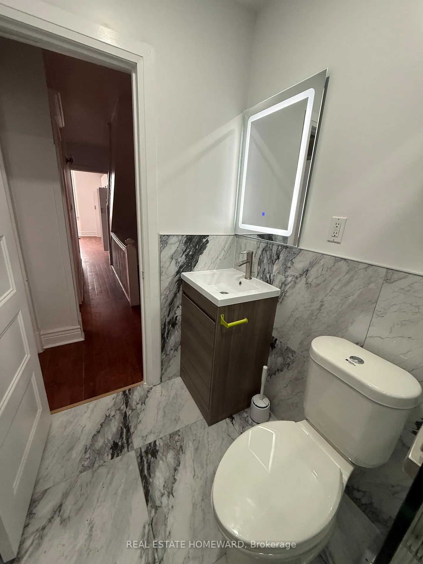 Photo 11 of Unit Upper, 1234 Gerrard Street E, Toronto, South Riverdale — HOMEH