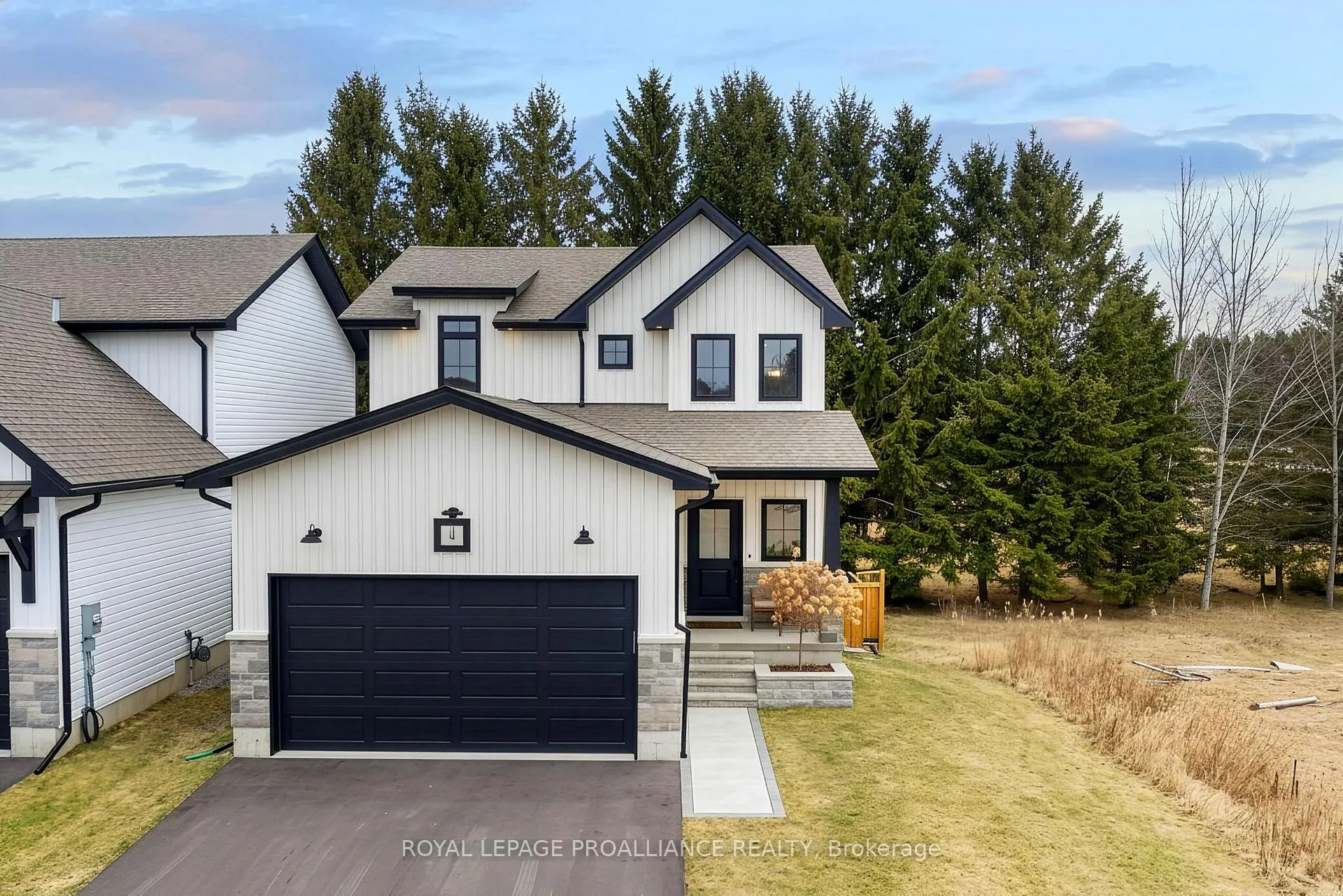 Front of 4 Mackenzie John Crescent