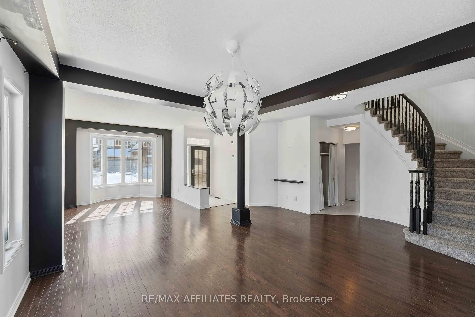 Photo 3 of 59 Baywood Drive, Ottawa, Stittsville (South) — HOMEH