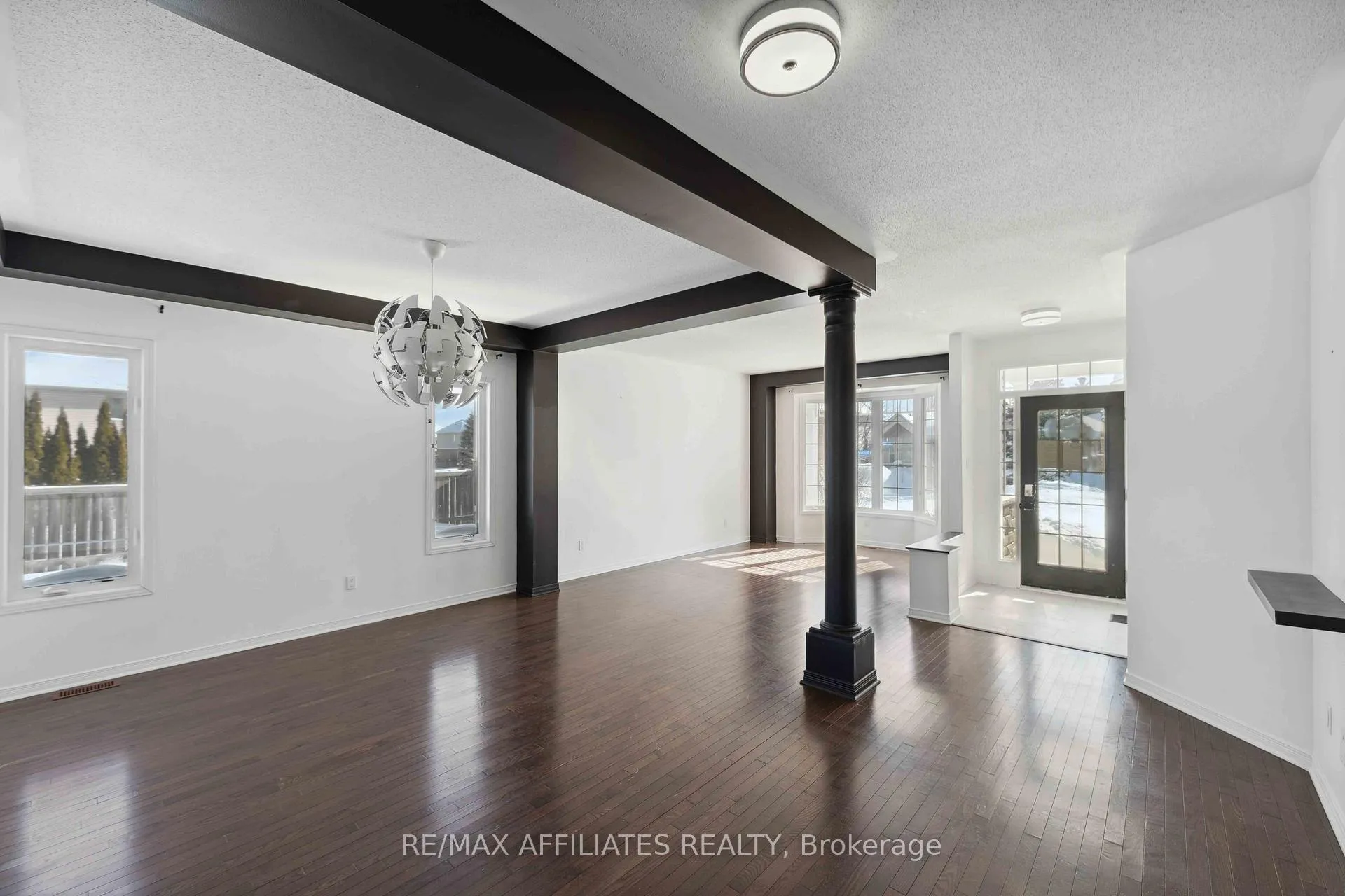 Photo 4 of 59 Baywood Drive, Ottawa, Stittsville (South) — HOMEH