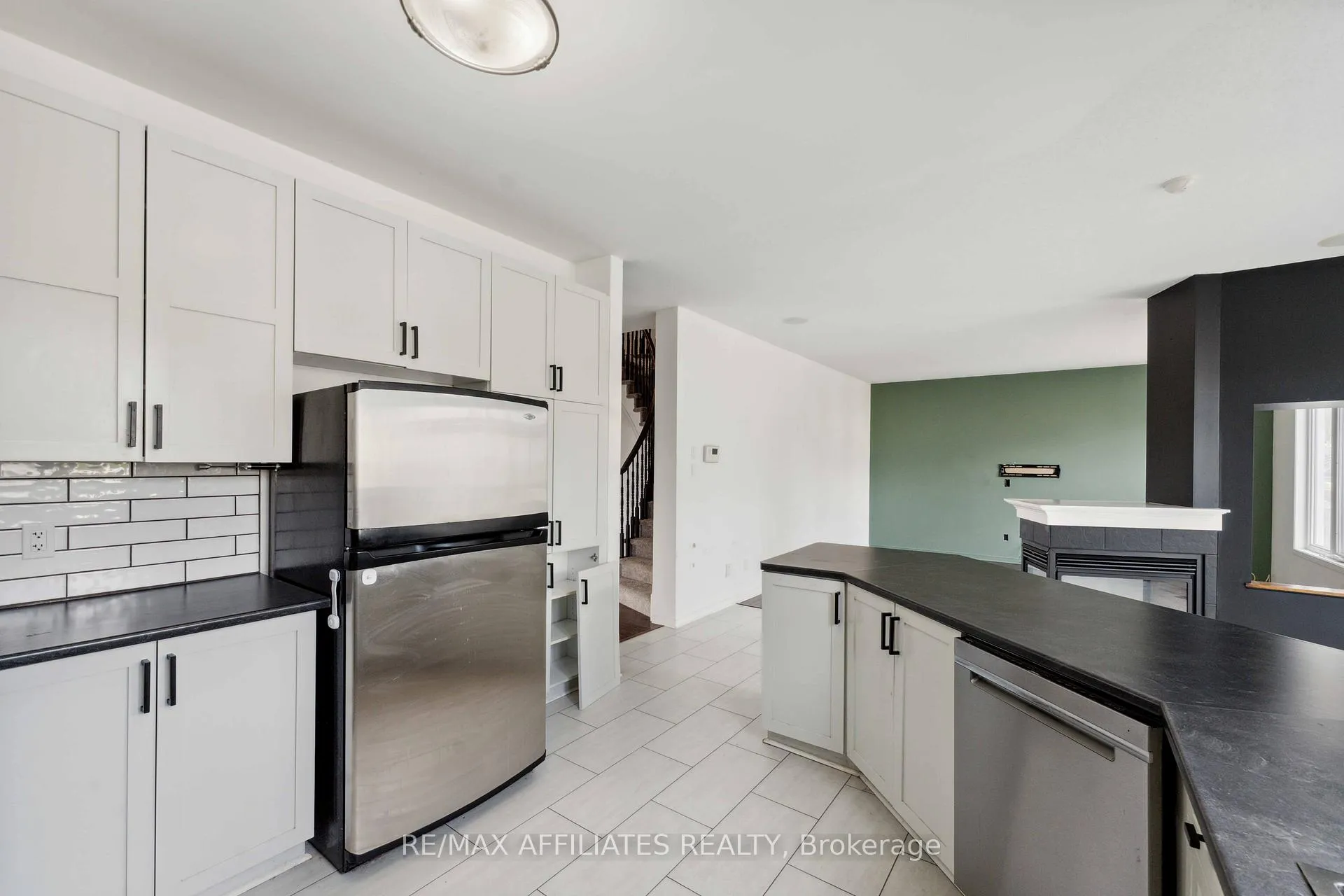 Photo 5 of 59 Baywood Drive, Ottawa, Stittsville (South) — HOMEH