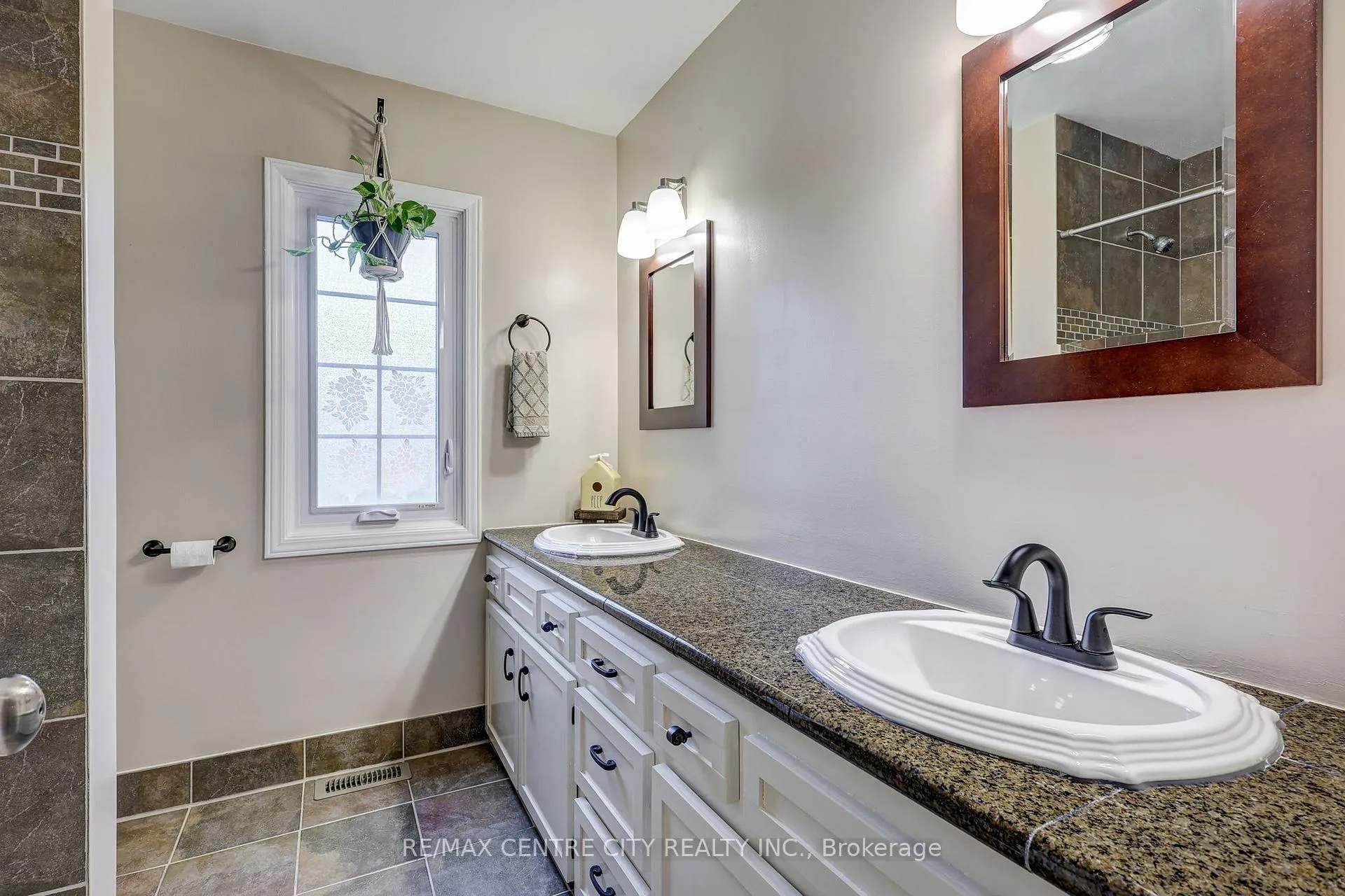 Photo 15 of 9255 West Street, Bayham, Straffordville — HOMEH