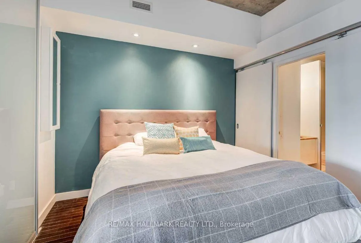 Photo 13 of Unit 425, 33 Mill Street, Toronto, Waterfront Communities — HOMEH