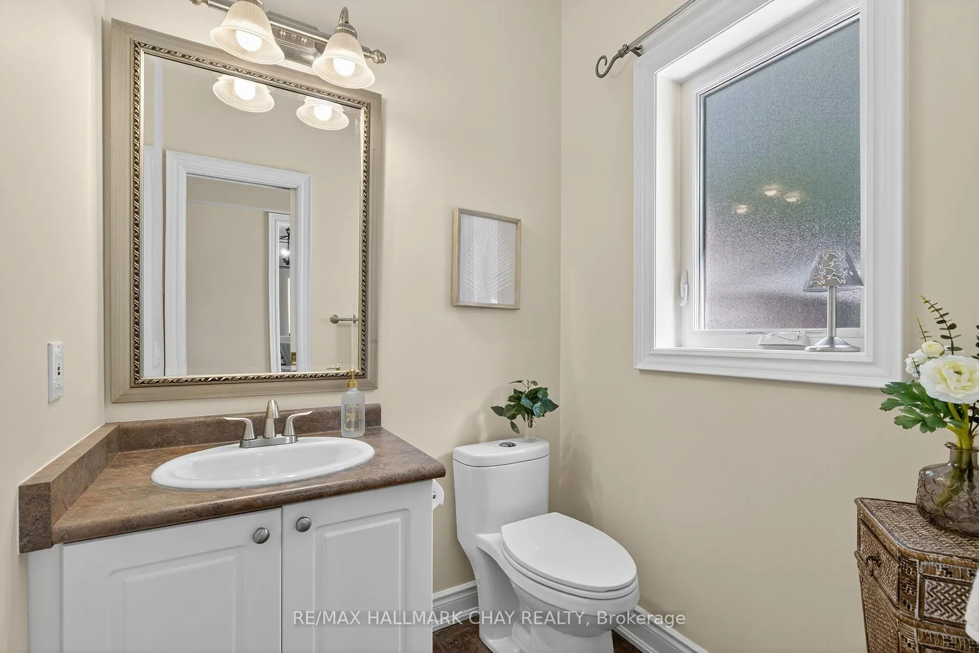 Photo 18 of 7 Porcupine Circle, Barrie, Ardagh — HOMEH