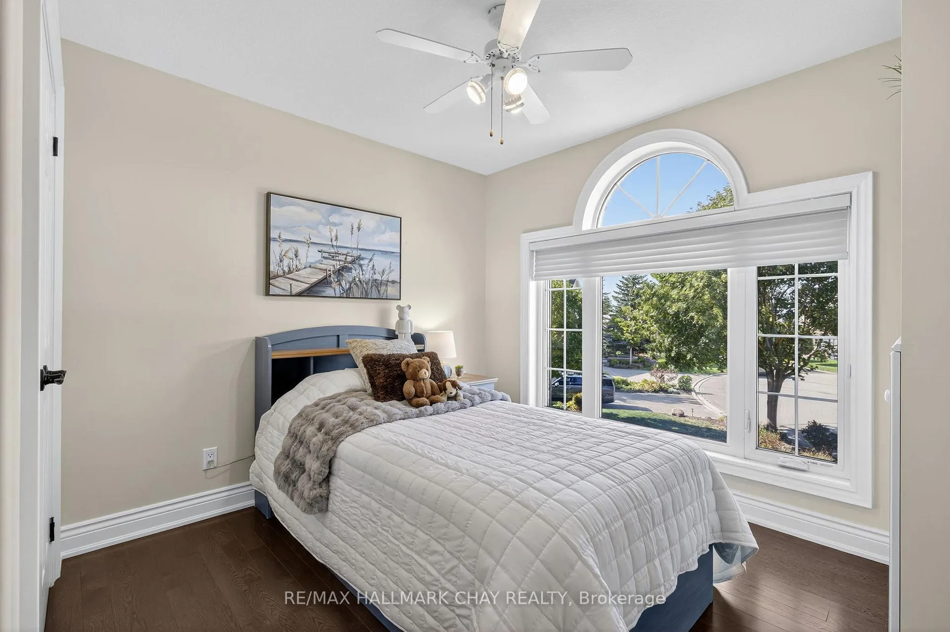 Photo 23 of 7 Porcupine Circle, Barrie, Ardagh — HOMEH