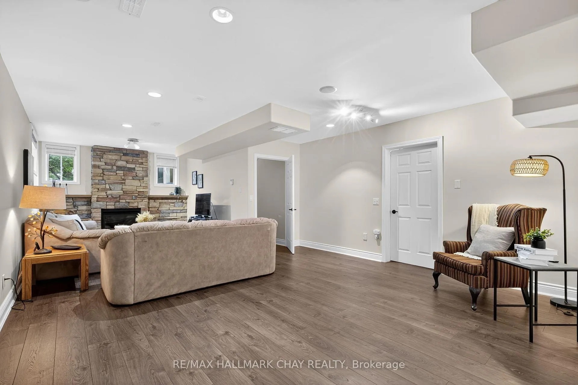 Photo 28 of 7 Porcupine Circle, Barrie, Ardagh — HOMEH