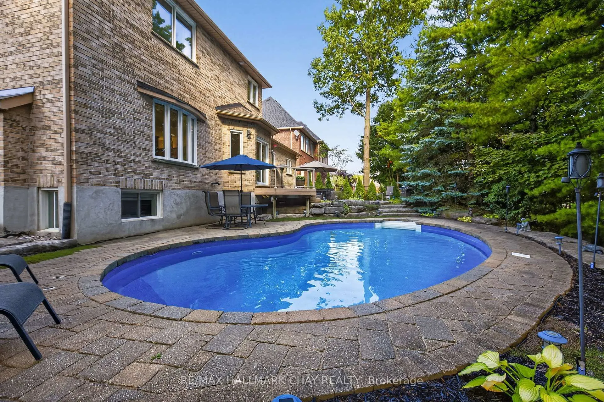 Photo 30 of 7 Porcupine Circle, Barrie, Ardagh — HOMEH