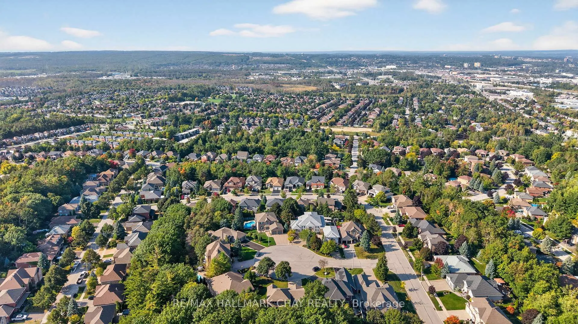 Photo 46 of 7 Porcupine Circle, Barrie, Ardagh — HOMEH