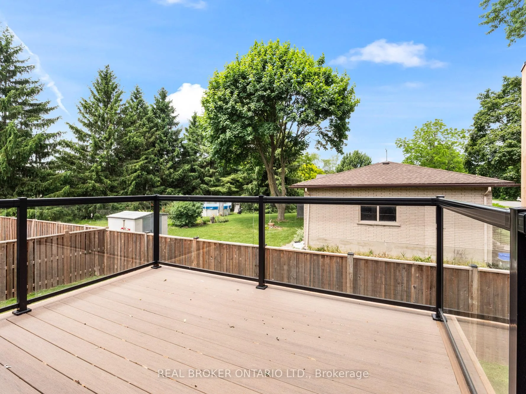 Photo 30 of 44 Topham Boulevard, Welland, N. Welland — HOMEH