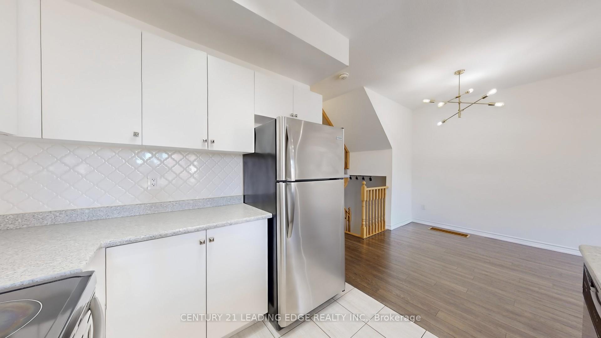 Photo 9 of 2420 Nantucket Chase, Pickering, Duffin Heights — HOMEH