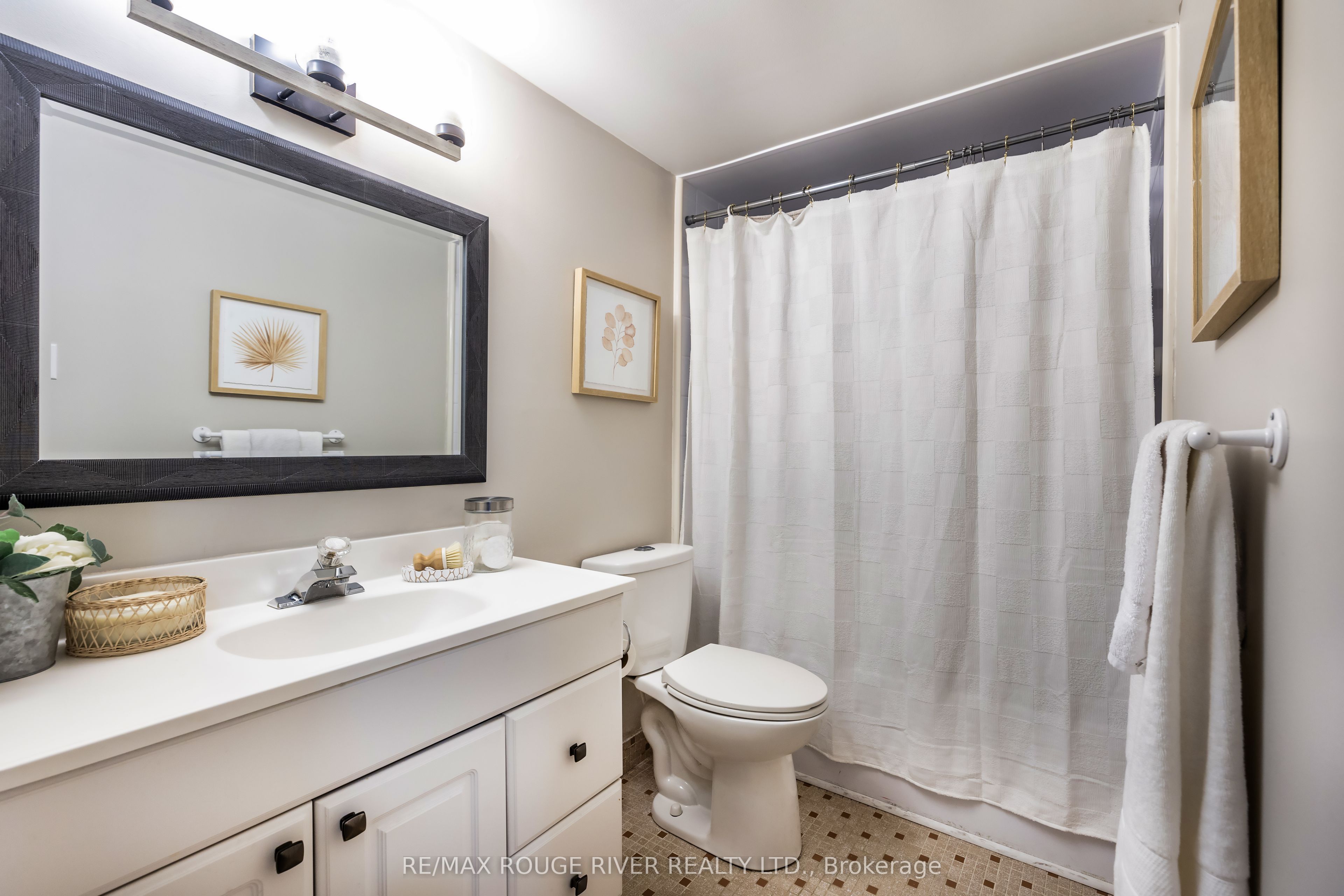 Photo 41 of Unit 1109, 44 Falby Court, Ajax, South East — HOMEH