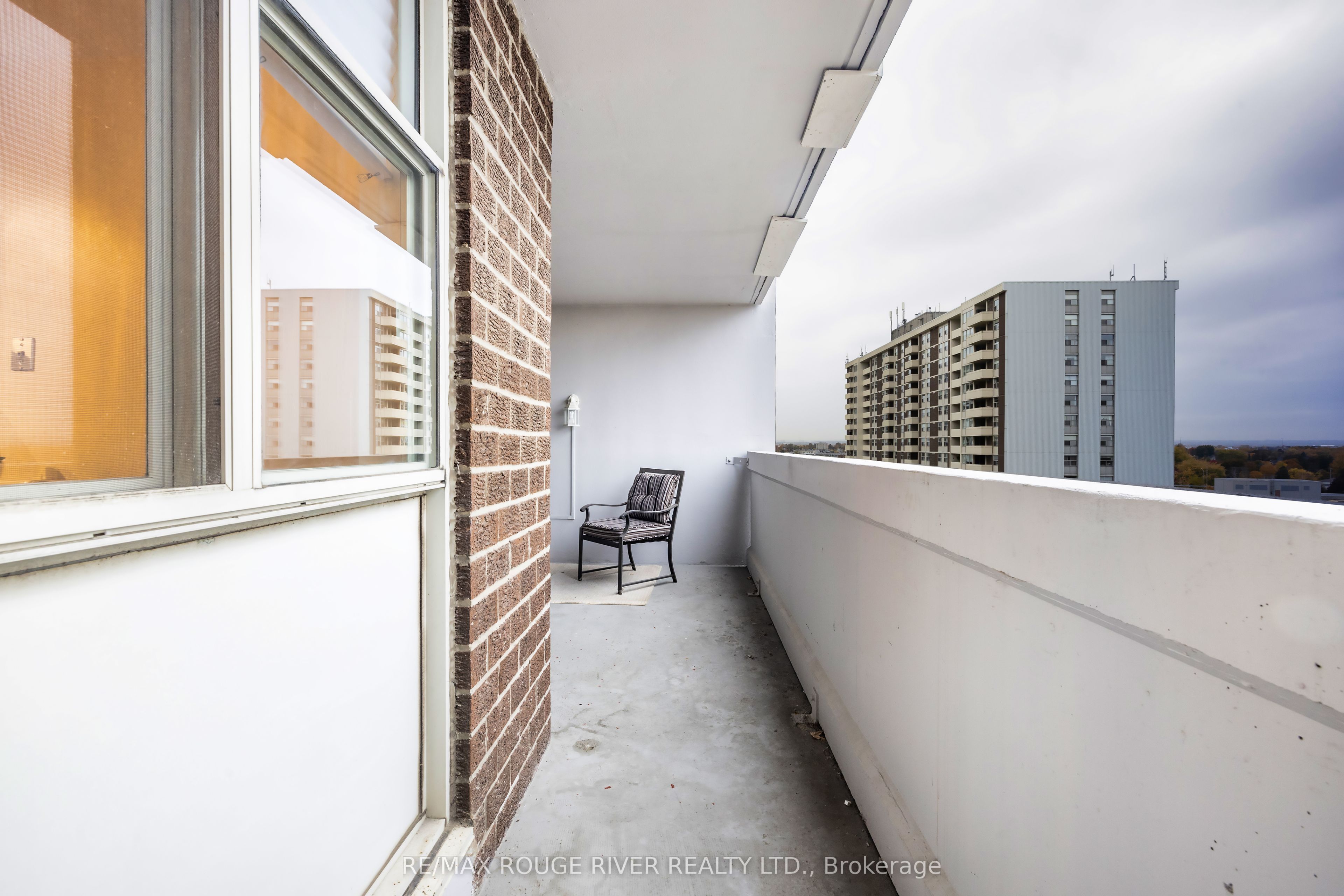 Photo 44 of Unit 1109, 44 Falby Court, Ajax, South East — HOMEH
