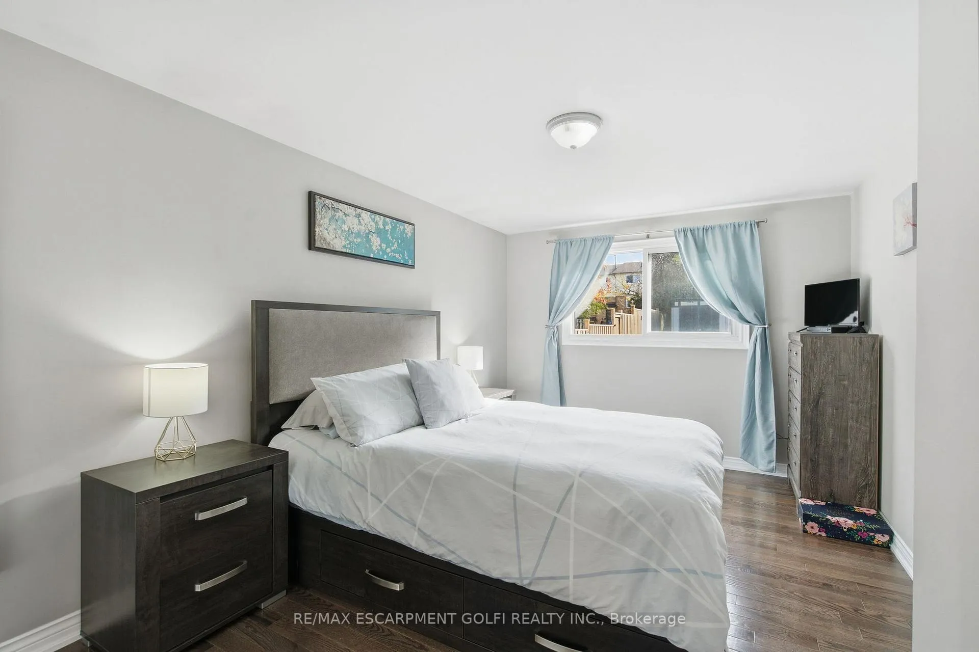 Photo 13 of 146 Lavina Crescent, Hamilton, Mountview — HOMEH
