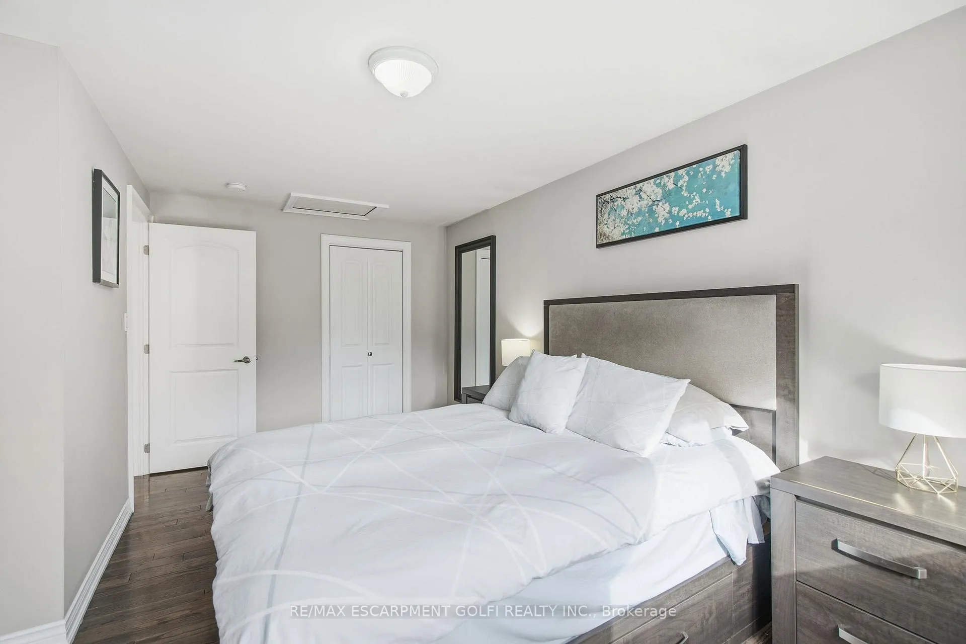 Photo 14 of 146 Lavina Crescent, Hamilton, Mountview — HOMEH