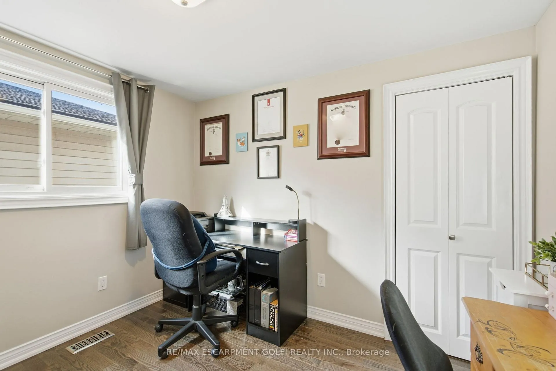 Photo 15 of 146 Lavina Crescent, Hamilton, Mountview — HOMEH