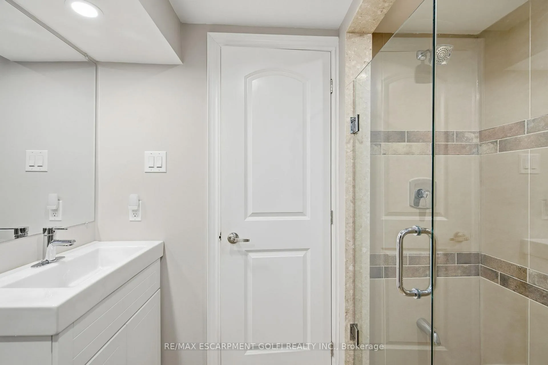 Photo 23 of 146 Lavina Crescent, Hamilton, Mountview — HOMEH