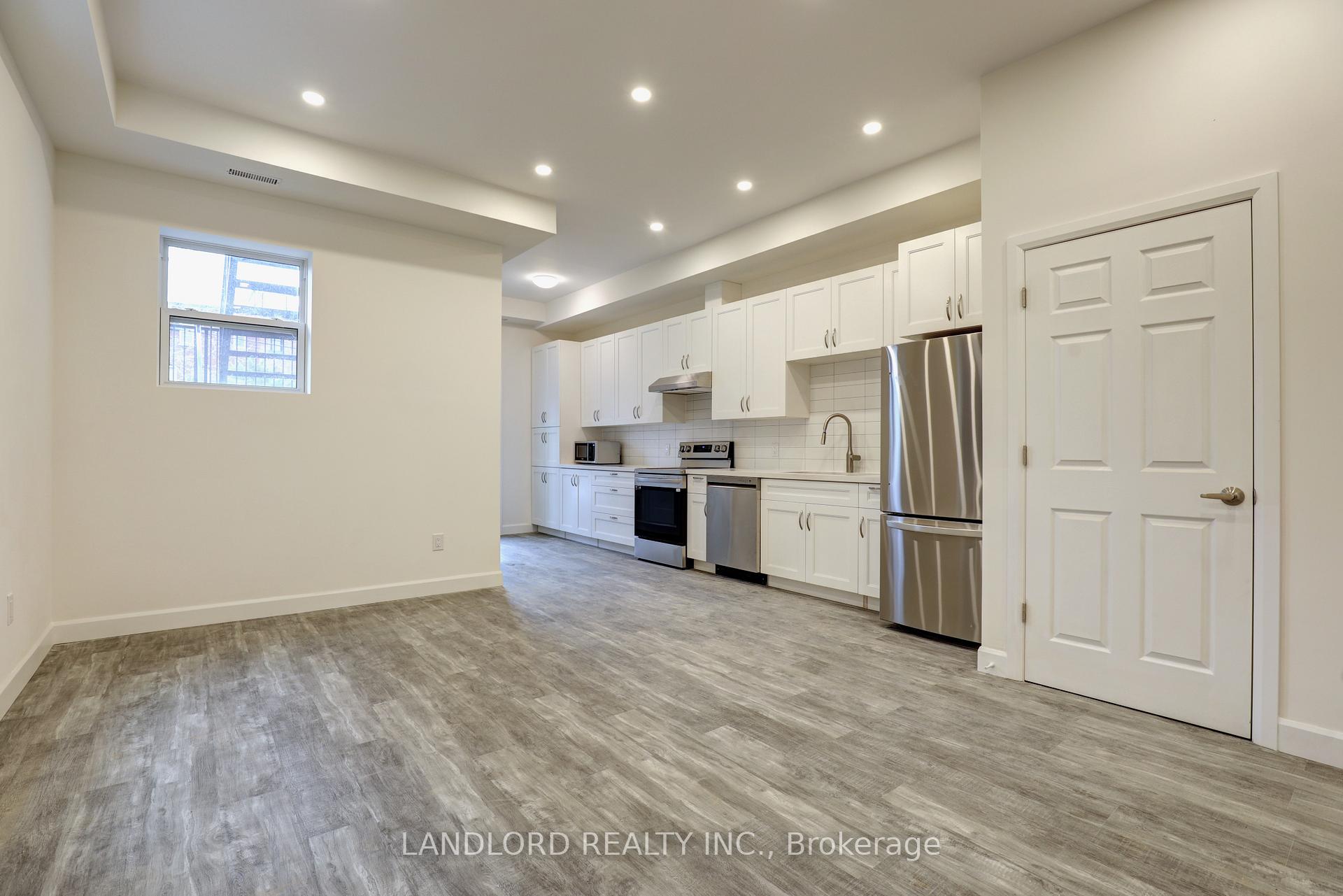 Photo 1 of Unit C, 620 Bathurst Street, Toronto, Palmerston-Little Italy — HOMEH